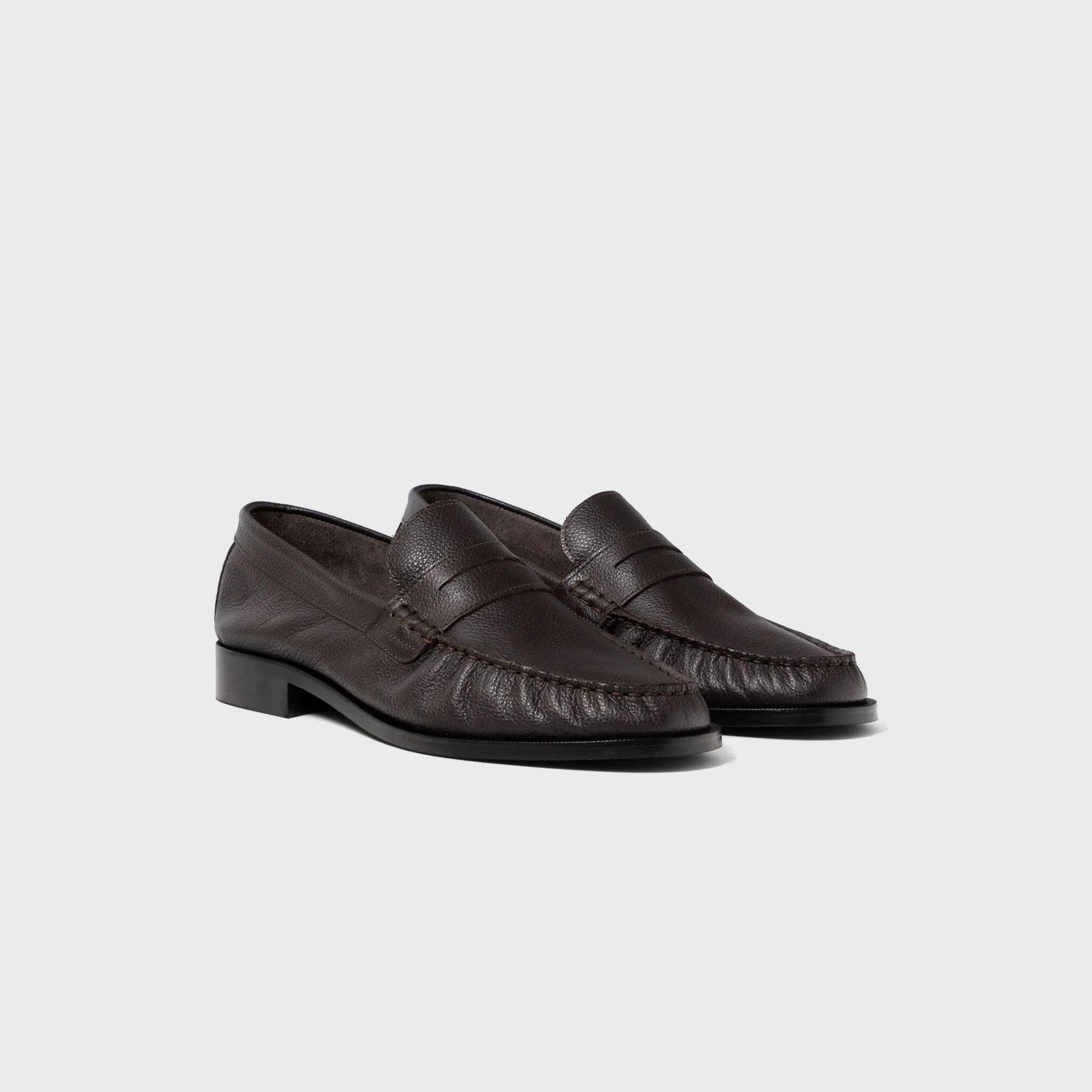 DUKE + DEXTER Ezra Pebble Pleated Penny Loafer - Chestnut