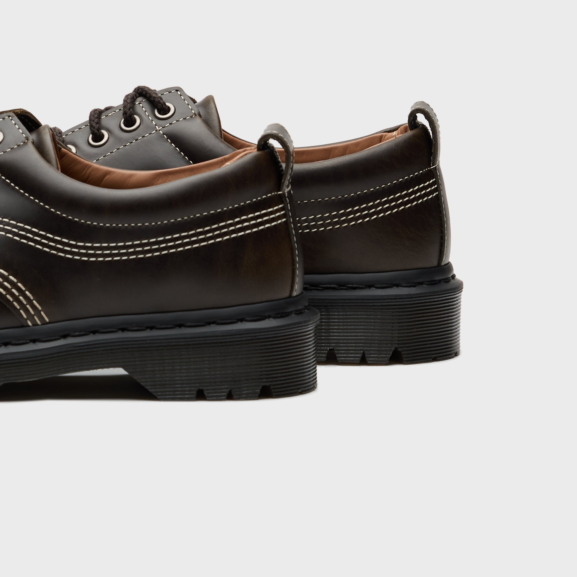 Dr. Martens Lowell Orleans - Olive – Kith UK