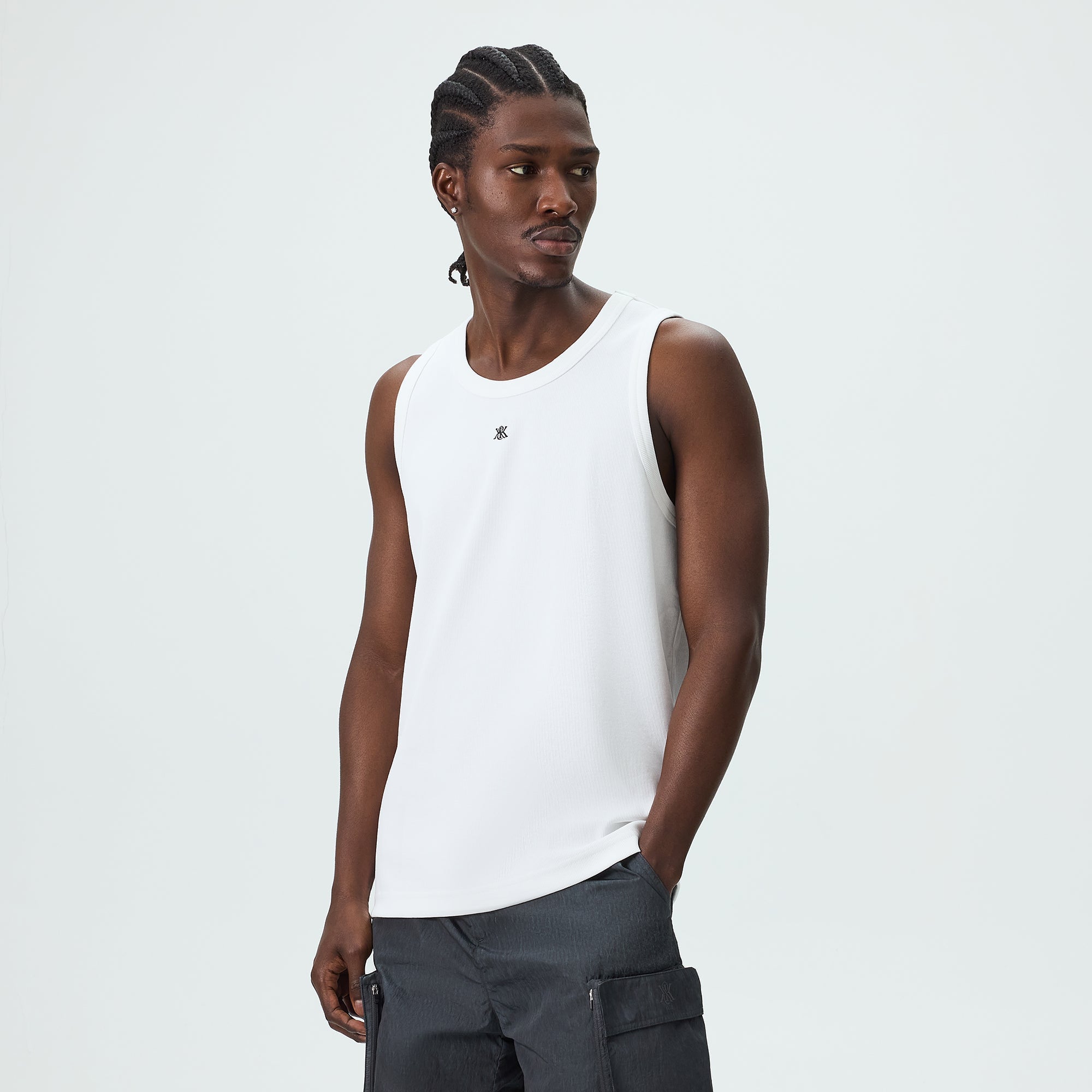 KITH ノースリーブトップ ホワイトKith for On Core Tank Kith Crest Ribbed Tank - White – Kith UK