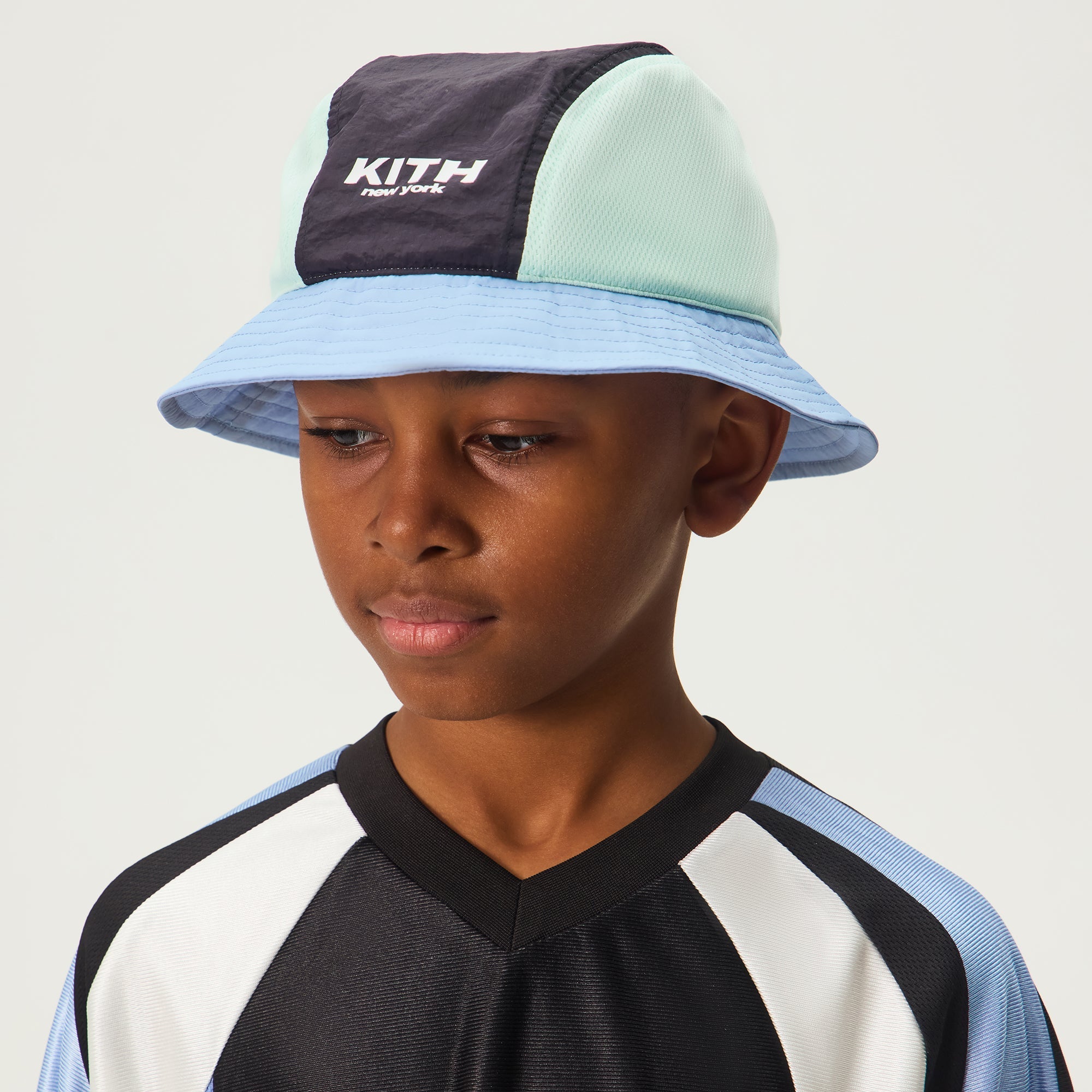 Ma　KITH kith ベロア　セットアップ　12〜18M 美品 セットアップ】KITH ベロア トラックスーツ (KITH NYC/セットアップ