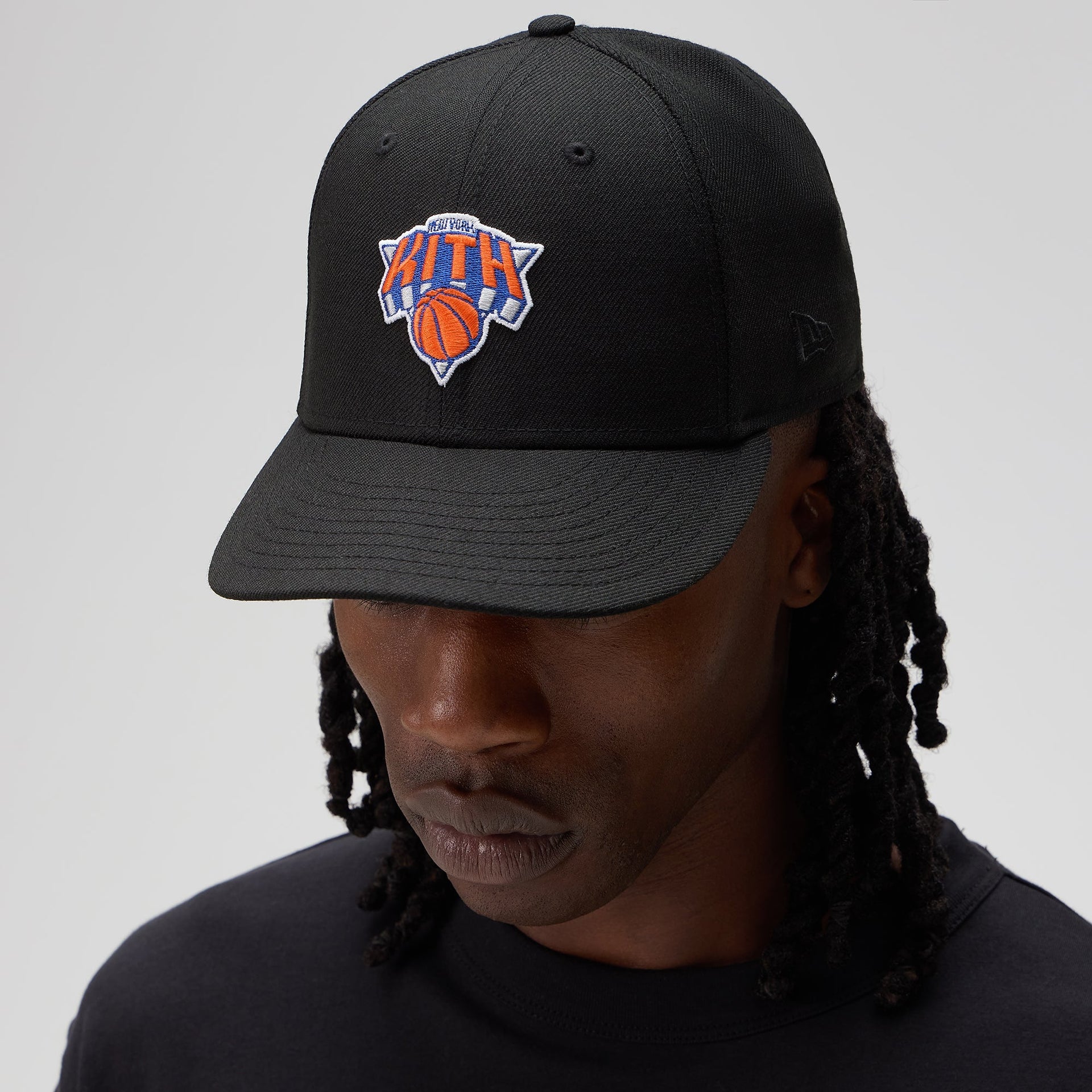 Kith & New Era for the New York Knicks Logo 59FIFTY Low Profile Fitted Cap - Black