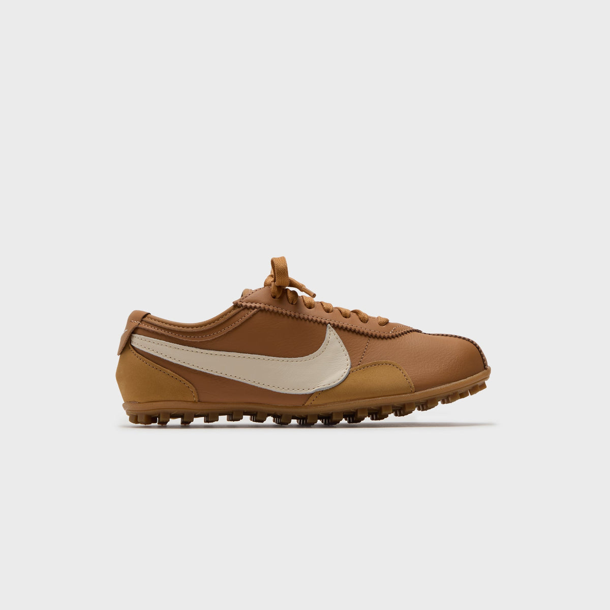 Nike WMNS Moon Shoe OG - Flax / Pale Ivory / Gum Medium Brown / Malachite