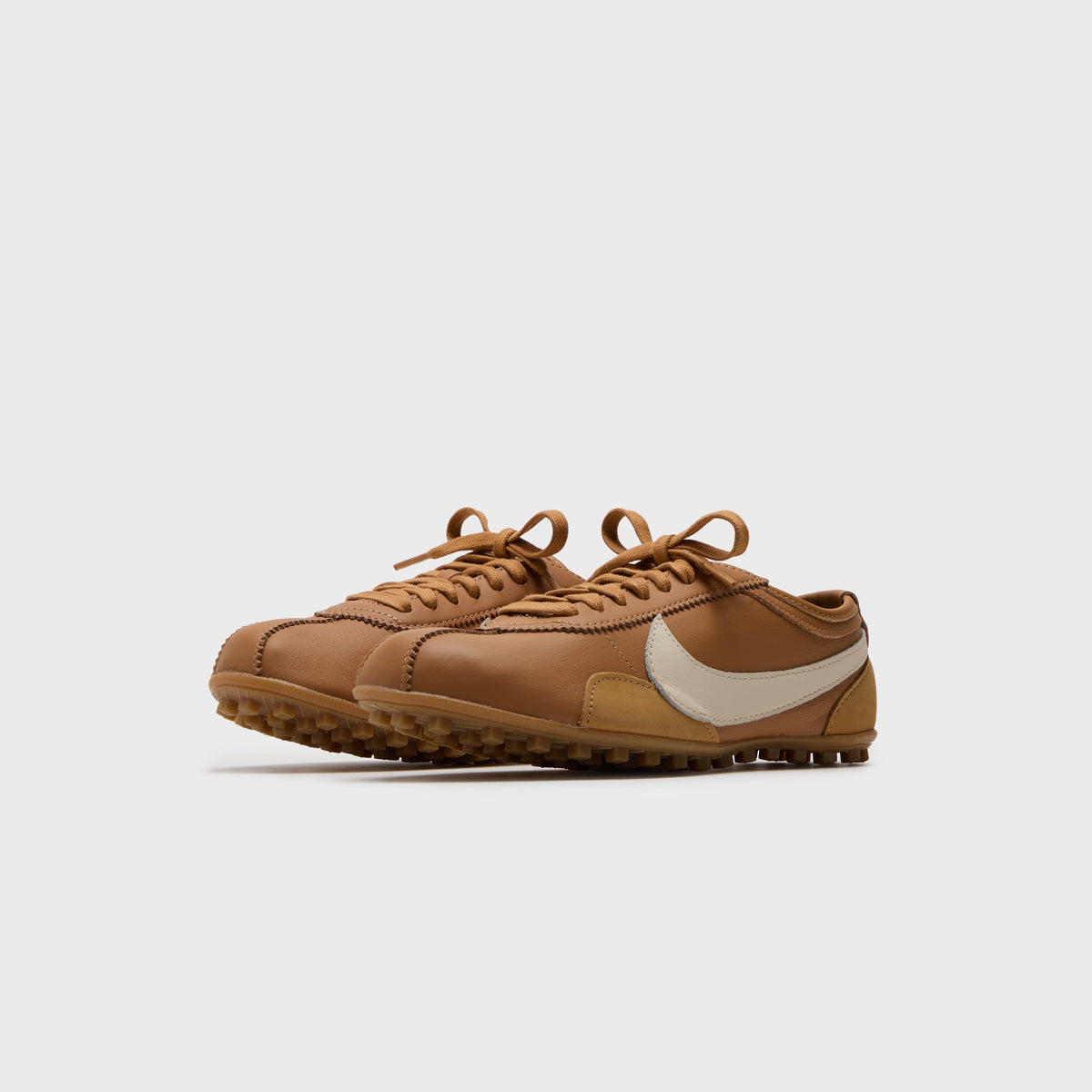 Nike WMNS Moon Shoe OG - Flax / Pale Ivory / Gum Medium Brown / Malachite