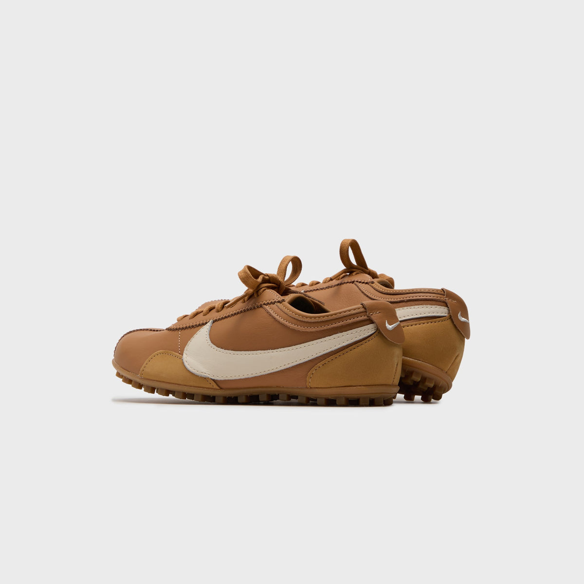 Nike WMNS Moon Shoe OG - Flax / Pale Ivory / Gum Medium Brown / Malachite