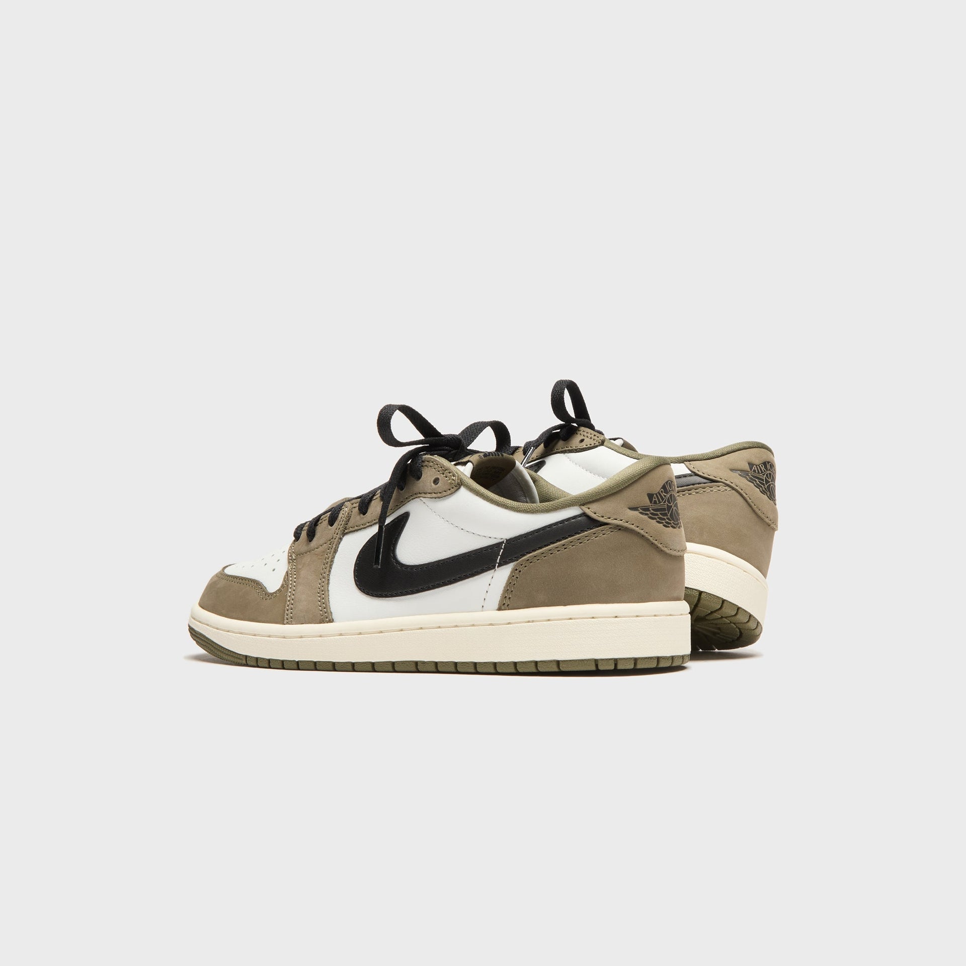 Jordan Air Jordan 1 Retro Low - Medium Olive / Summit White / Sail / Black