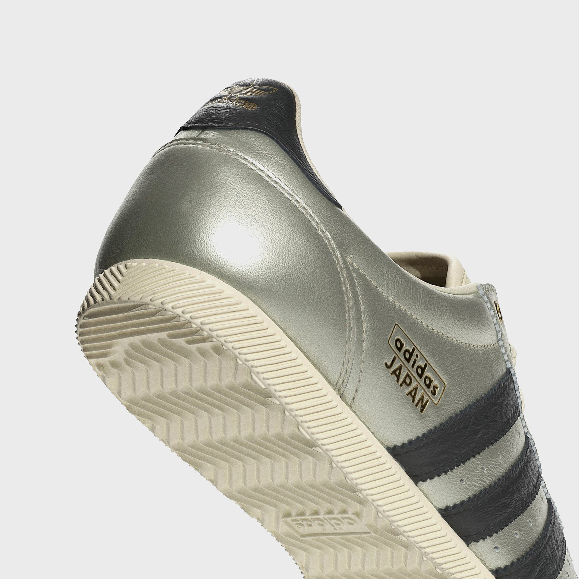 adidas WMNS Japan - Alumina / Core Black / Cream White