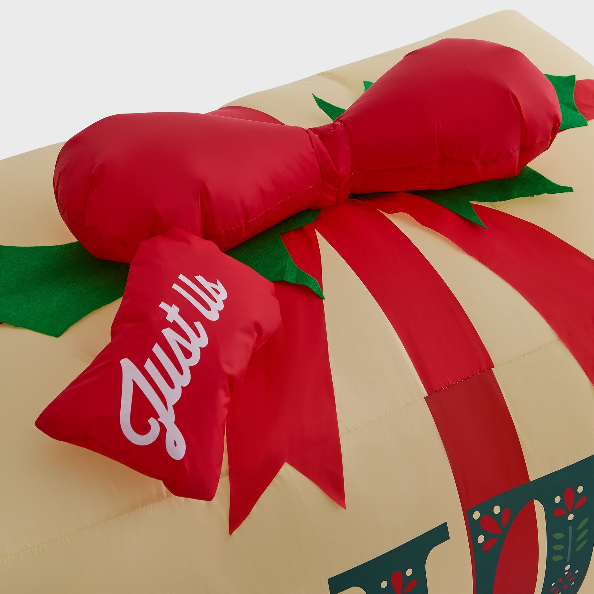 Kithmas Present Inflatable - Sandrift