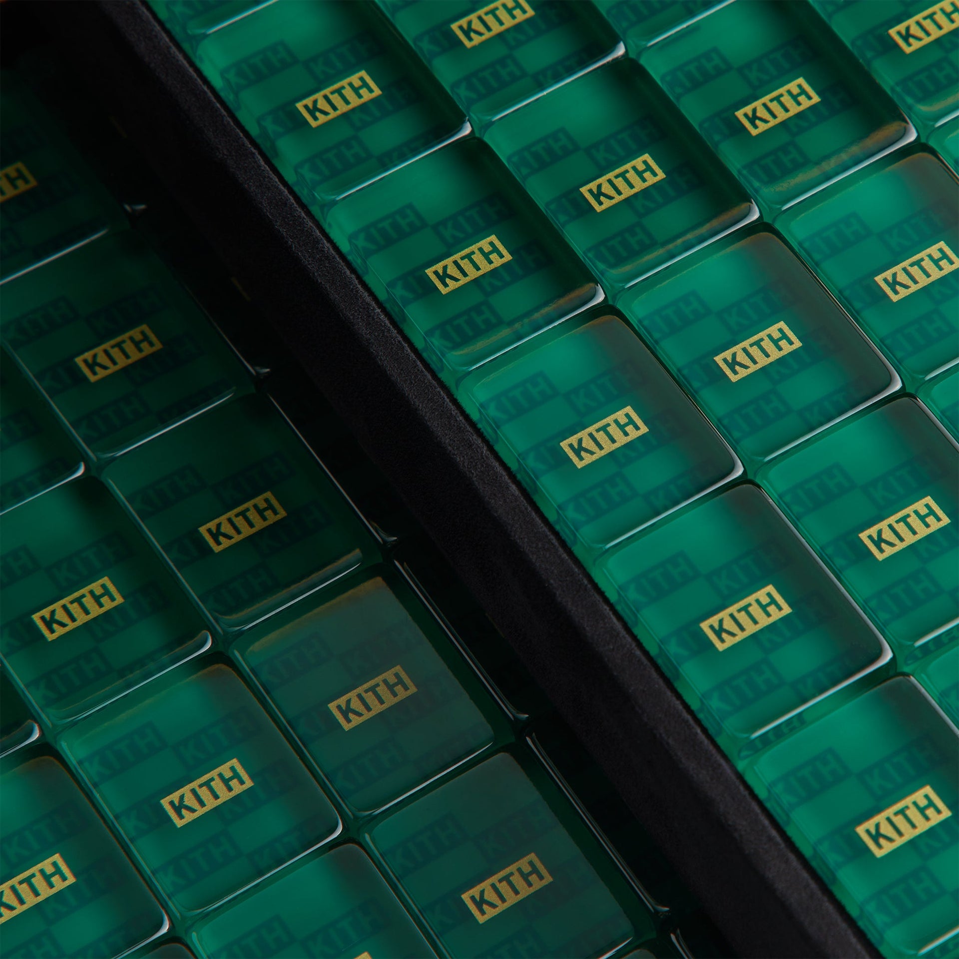 Kith Treats Mahjong Set - Multi