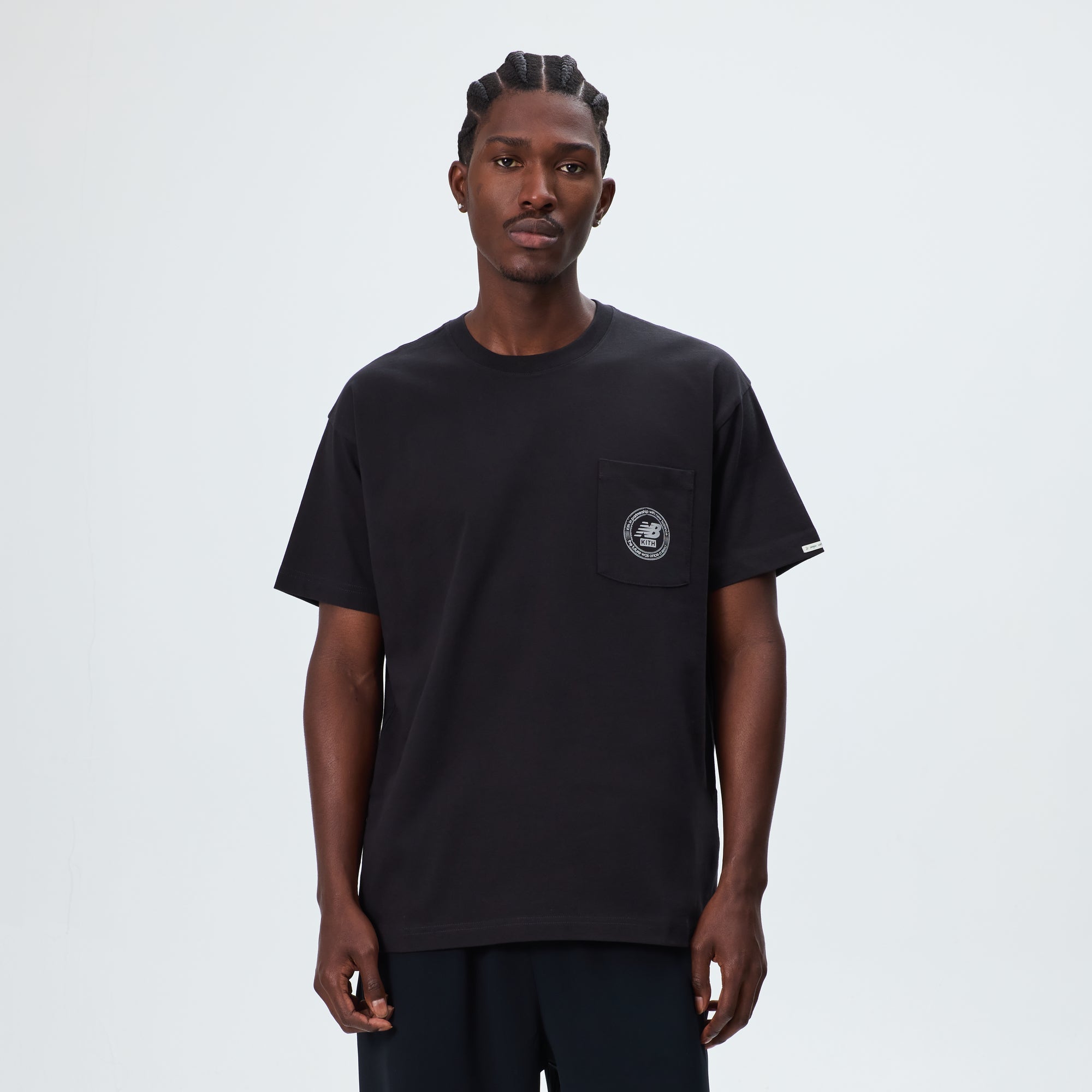 Kith & New Balance Crest Pocket Tee - Black – Kith UK
