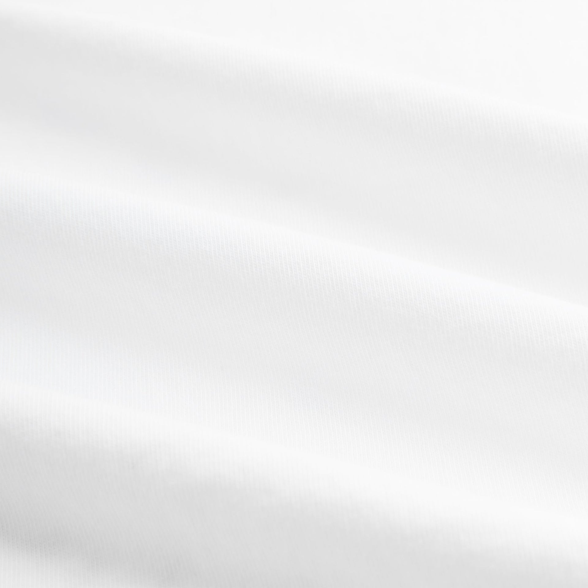 Kith & Kin Universal Apple Long Sleeve Tee - White