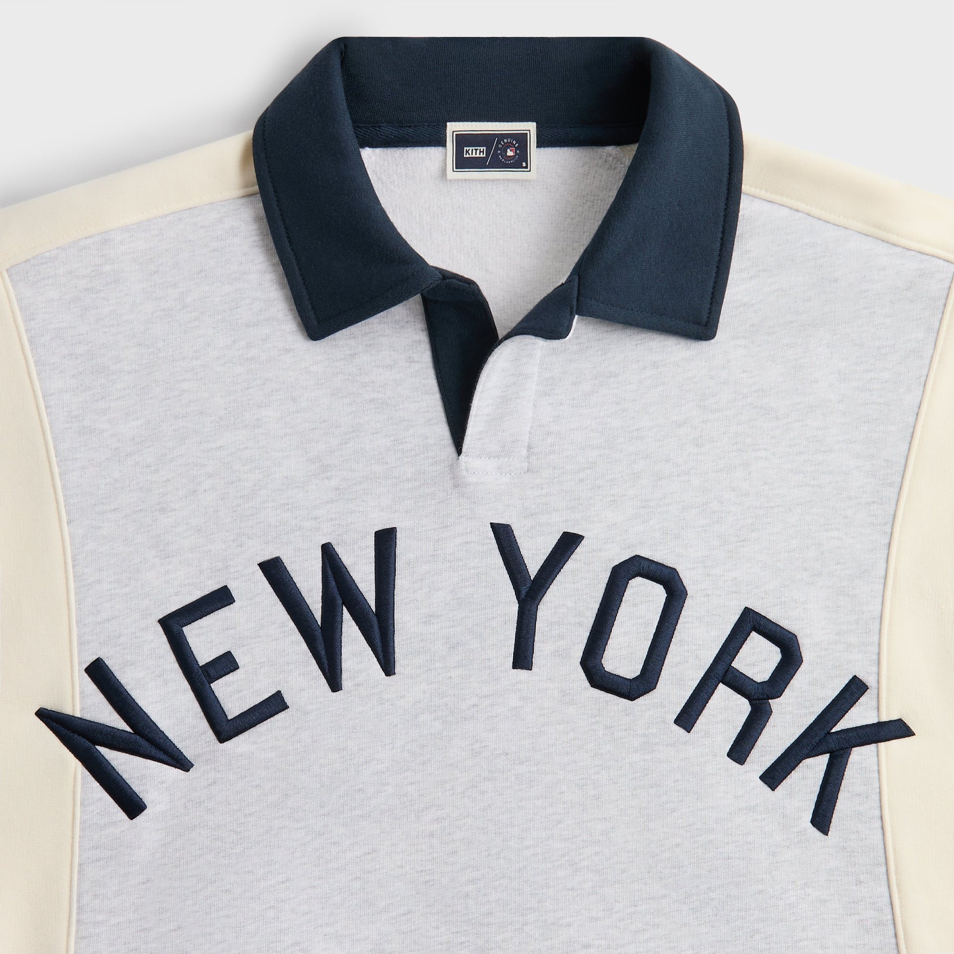 Kith for the New York Yankees Paneled Nelson Rugby - Light Heather Grey
