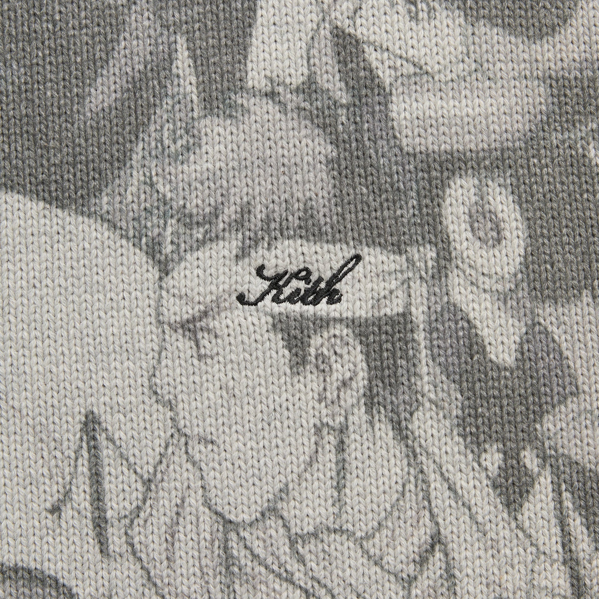 Marvel vs. Capcom | Kith Super Heroes Crewneck Sweater - Light Heather Grey