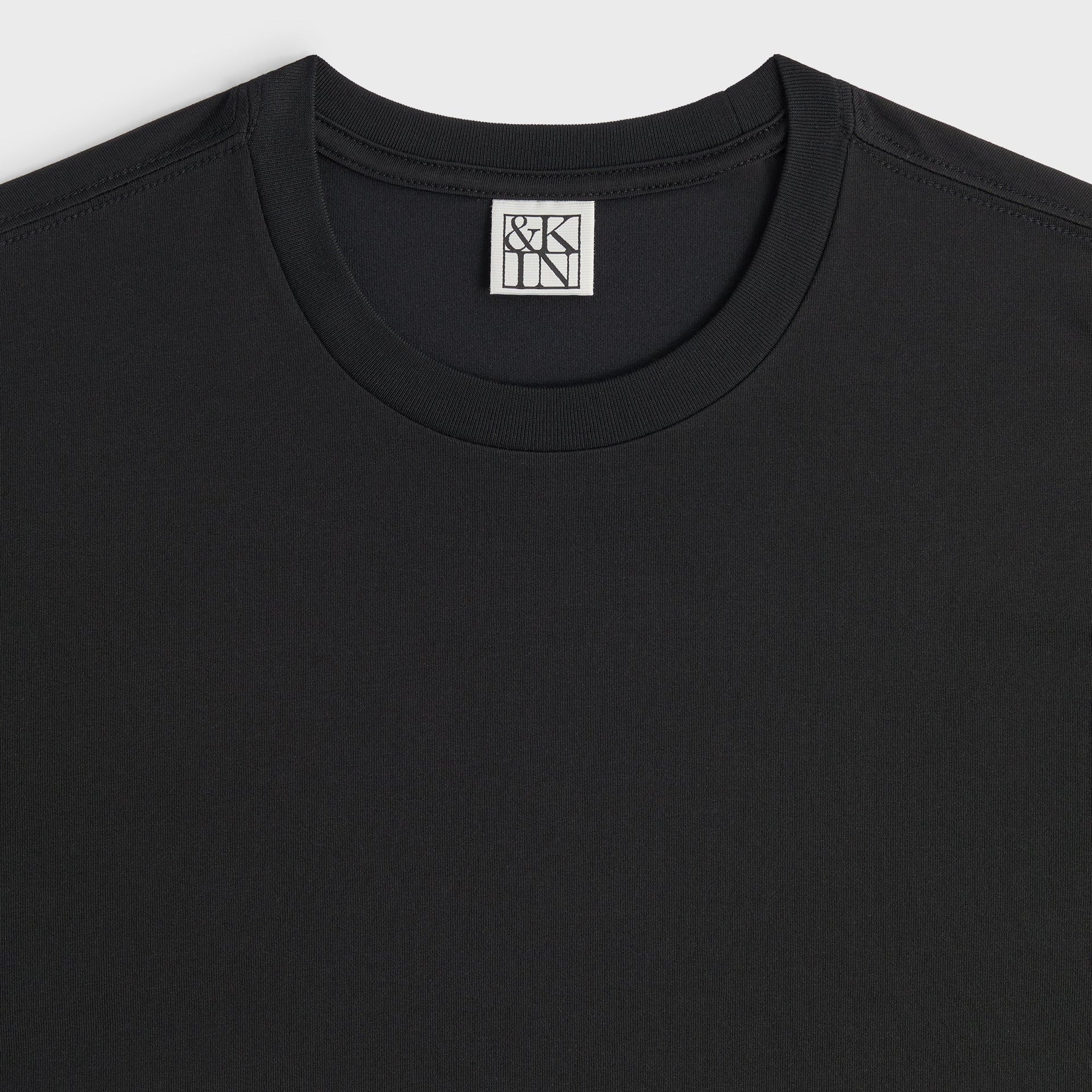 &Kin Darin Tee - Black - PH