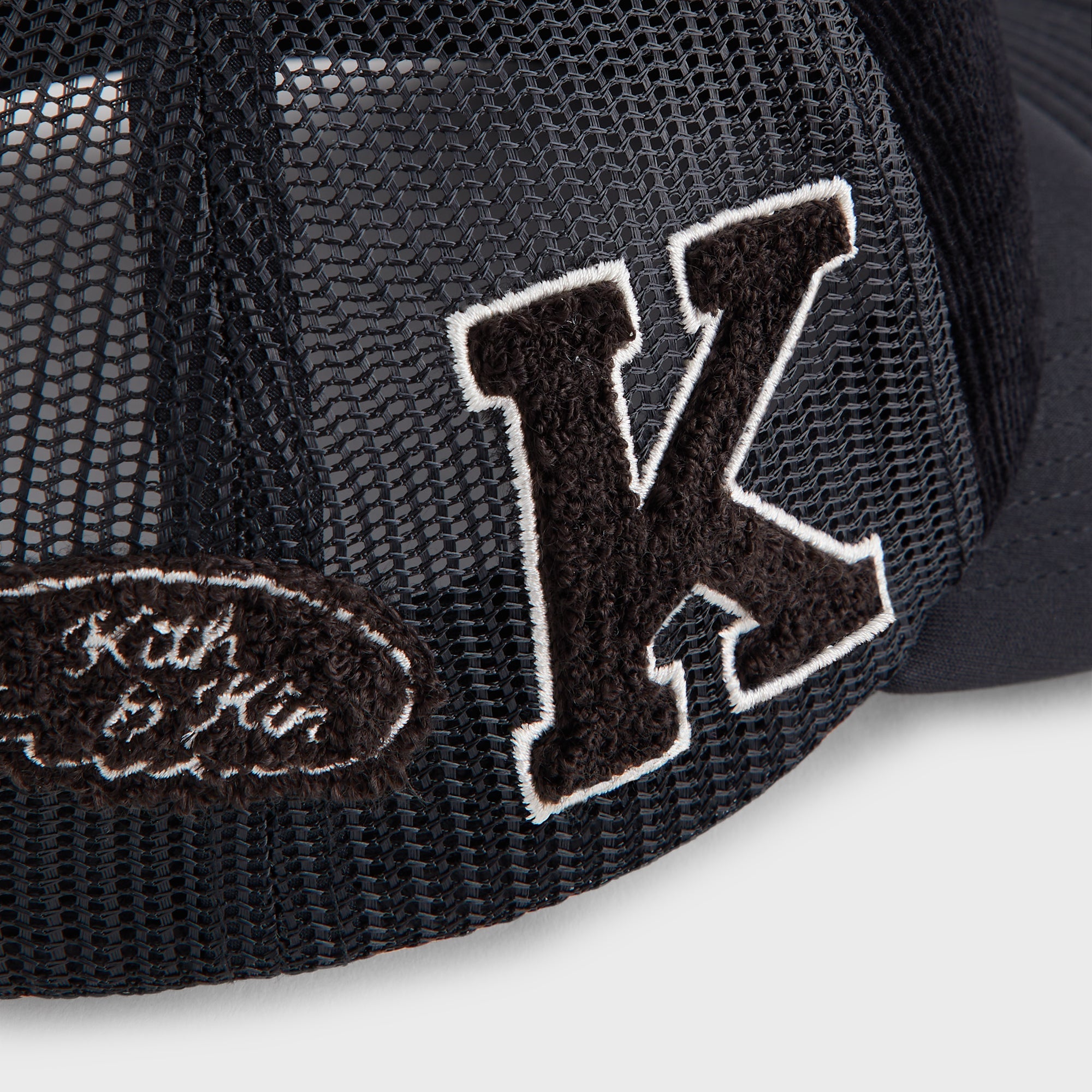 Kith Corduroy Nolan Trucker Hat - Black – Kith UK