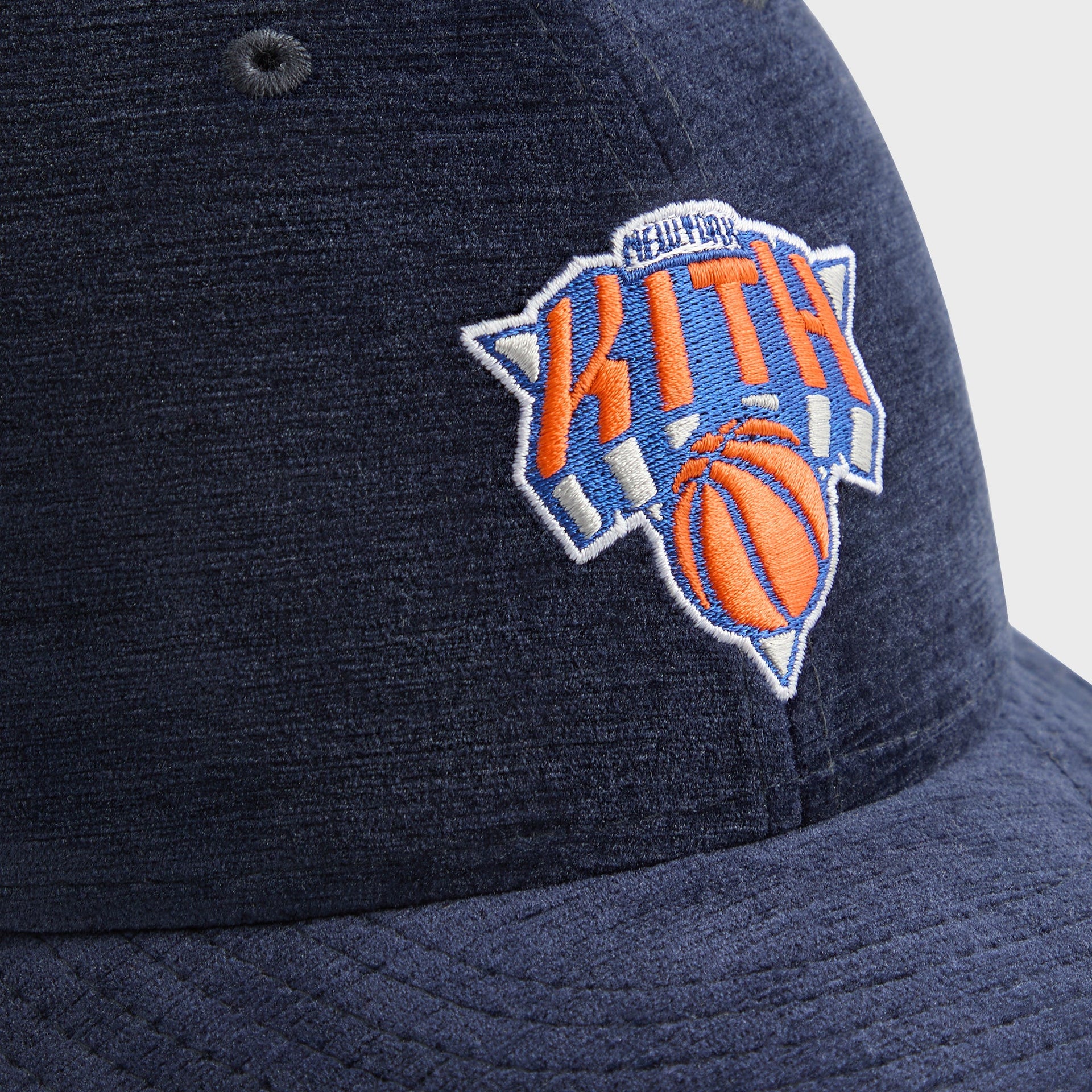 Kith & New Era for the New York Knicks Chenille 59FIFTY Low Profile Fitted Cap - Nocturnal
