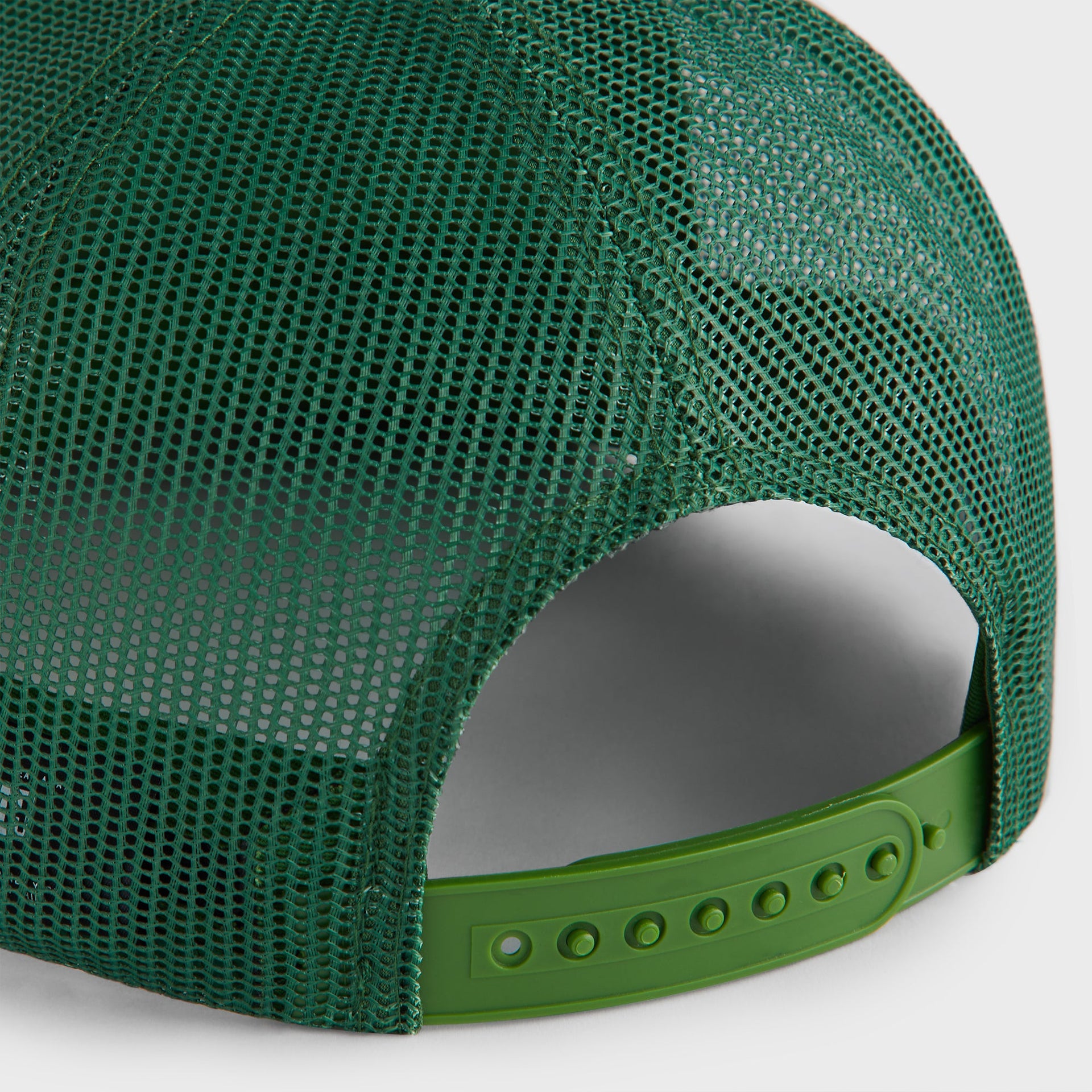 Capcom | Kith Camo Nolan Trucker Hat - Camo