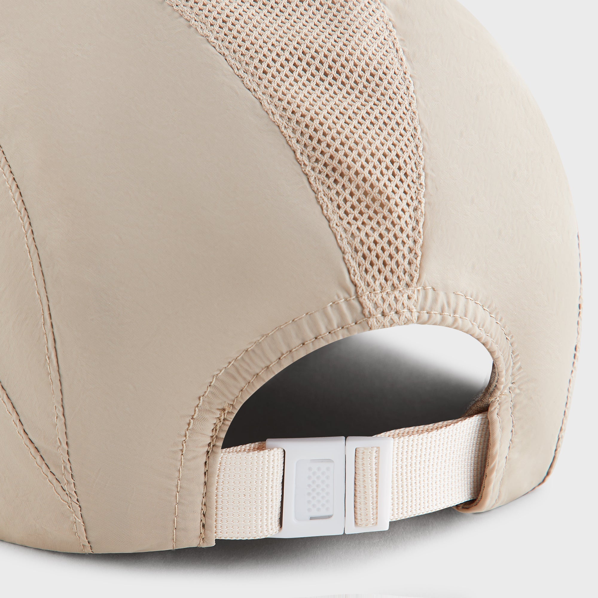 Kith ベージュ メッシュキャップ Kith for ASICS Loyalty Exclusive Mesh Mix Griffey Camper Hat