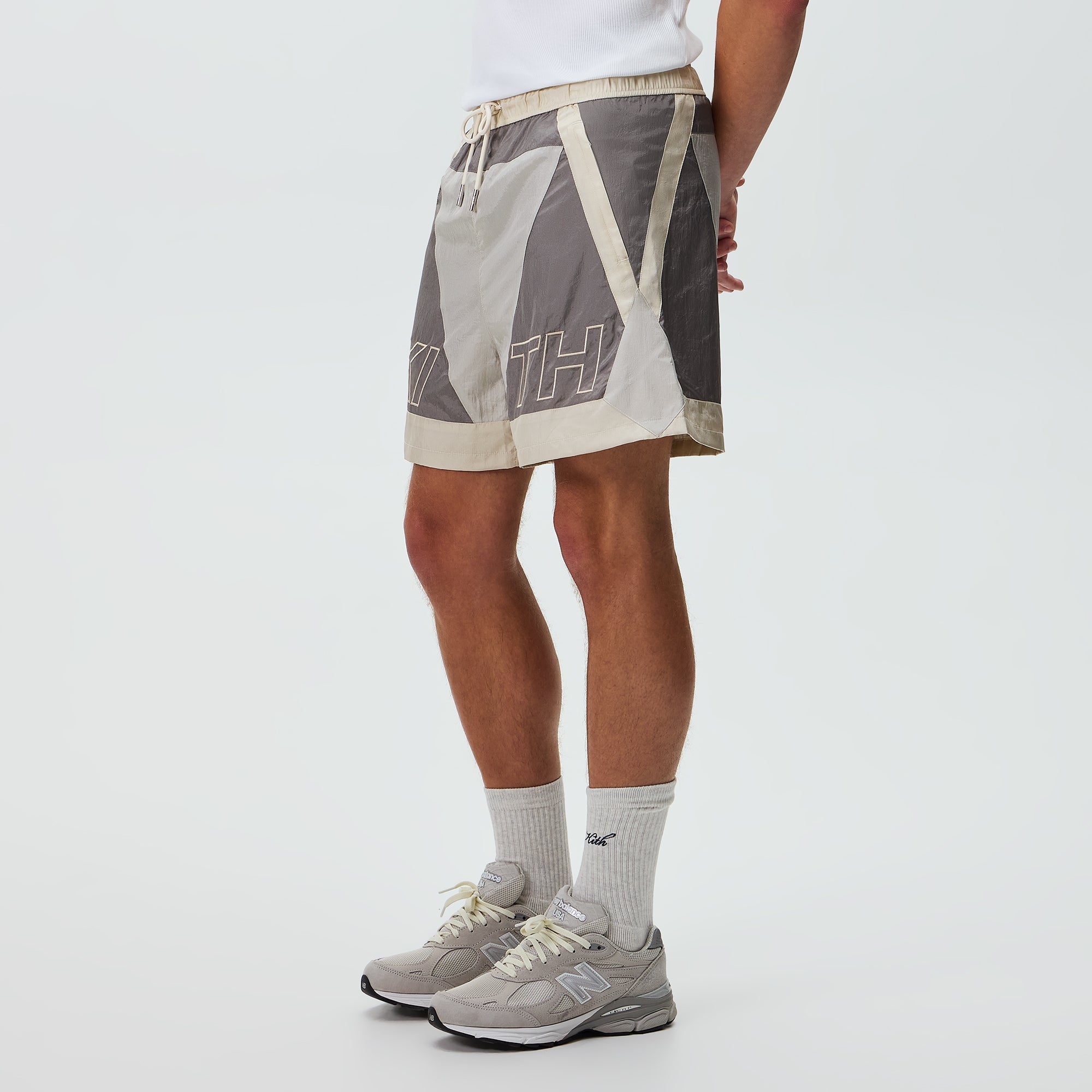 Kith Washed Nylon Turbo Short - Hallow – Kith UK