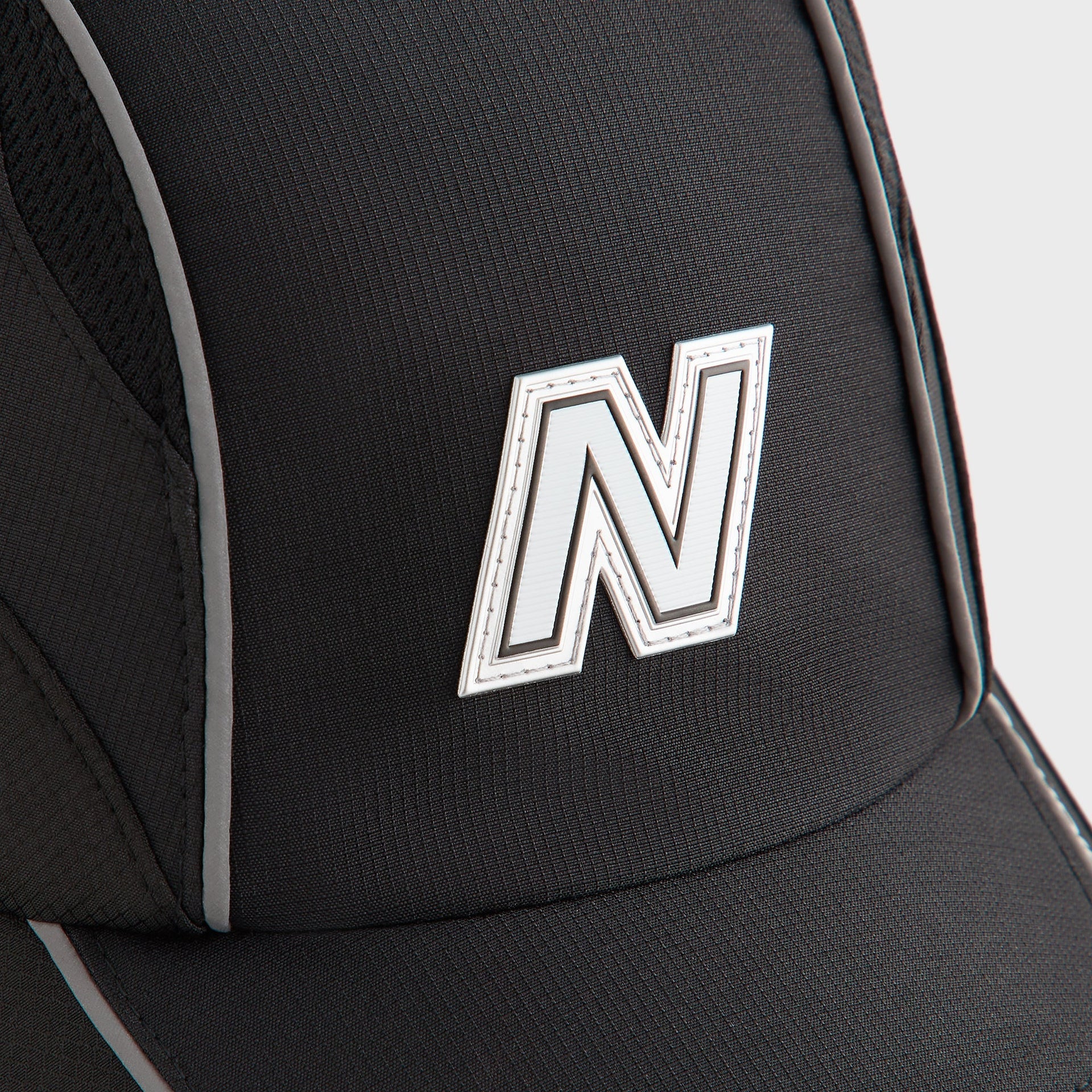 Kith & New Balance Mixed Tech Griffey Runner Cap - Black - PH