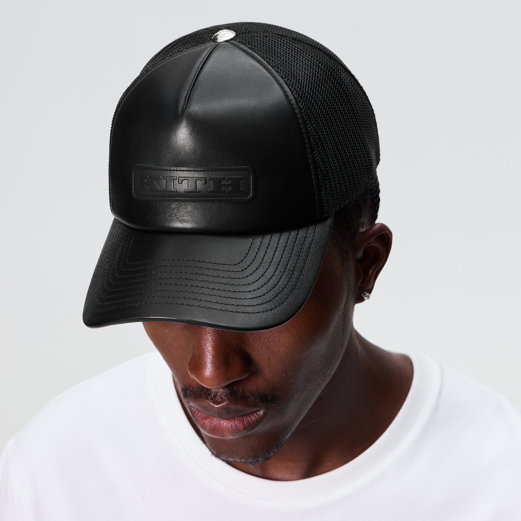 Kith Smooth Leather Nolan Trucker Hat - Black – Kith UK