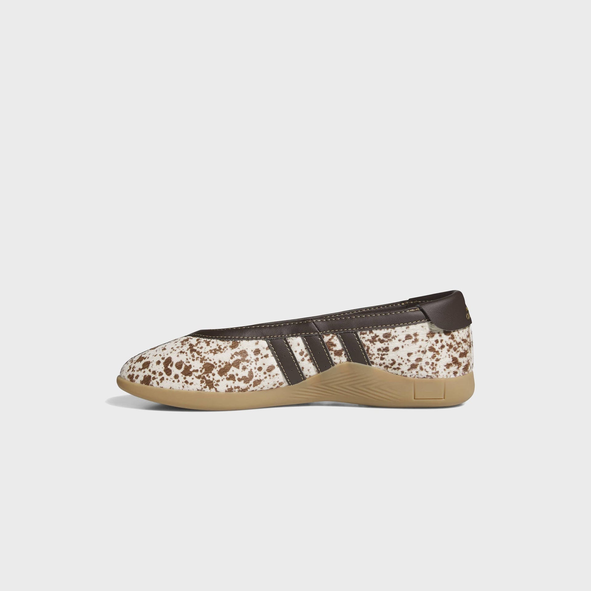 adidas WMNS Taekwondo Mei Ballet - Off White / Dark Brown / Gum