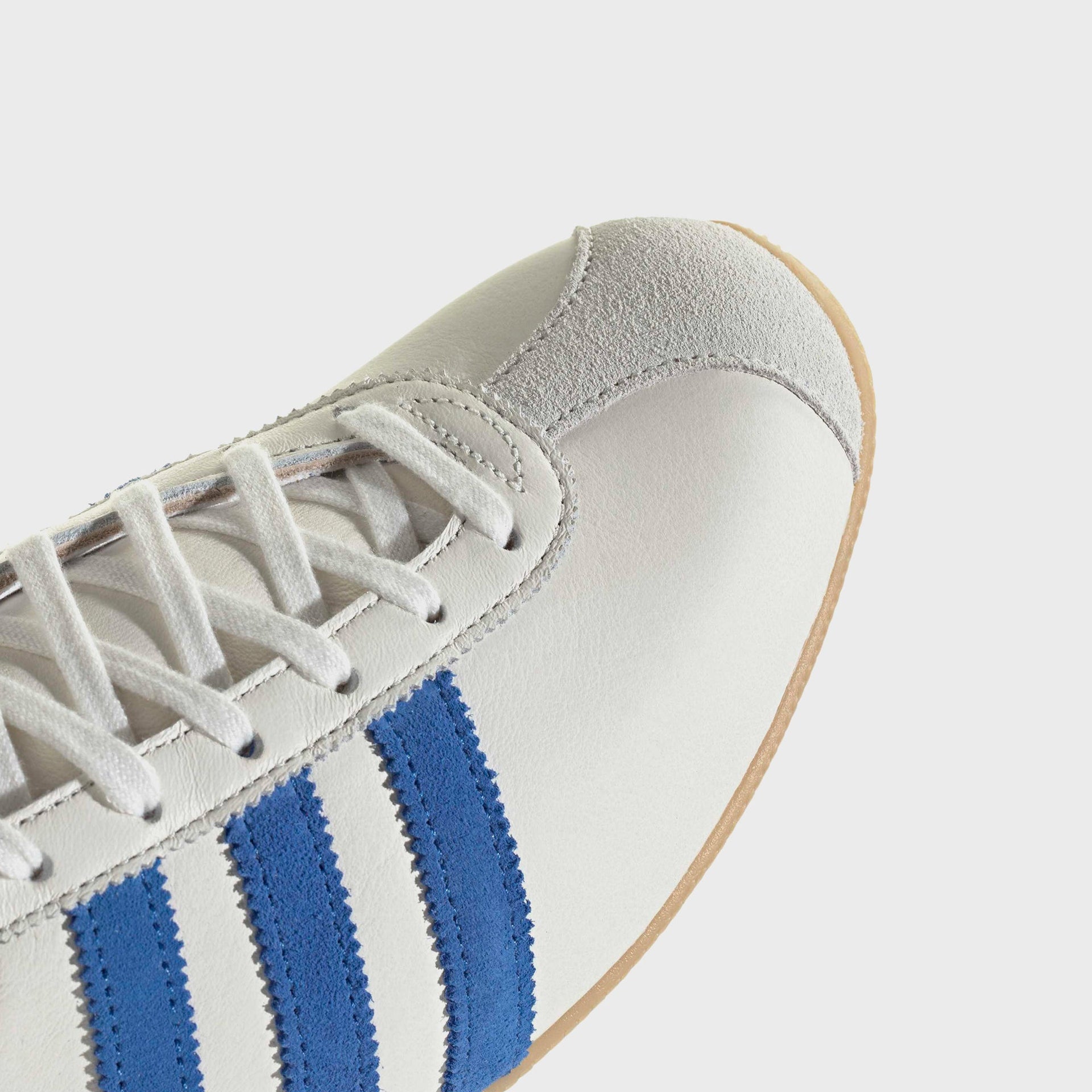 adidas Paris Core - White / Blue / Gum