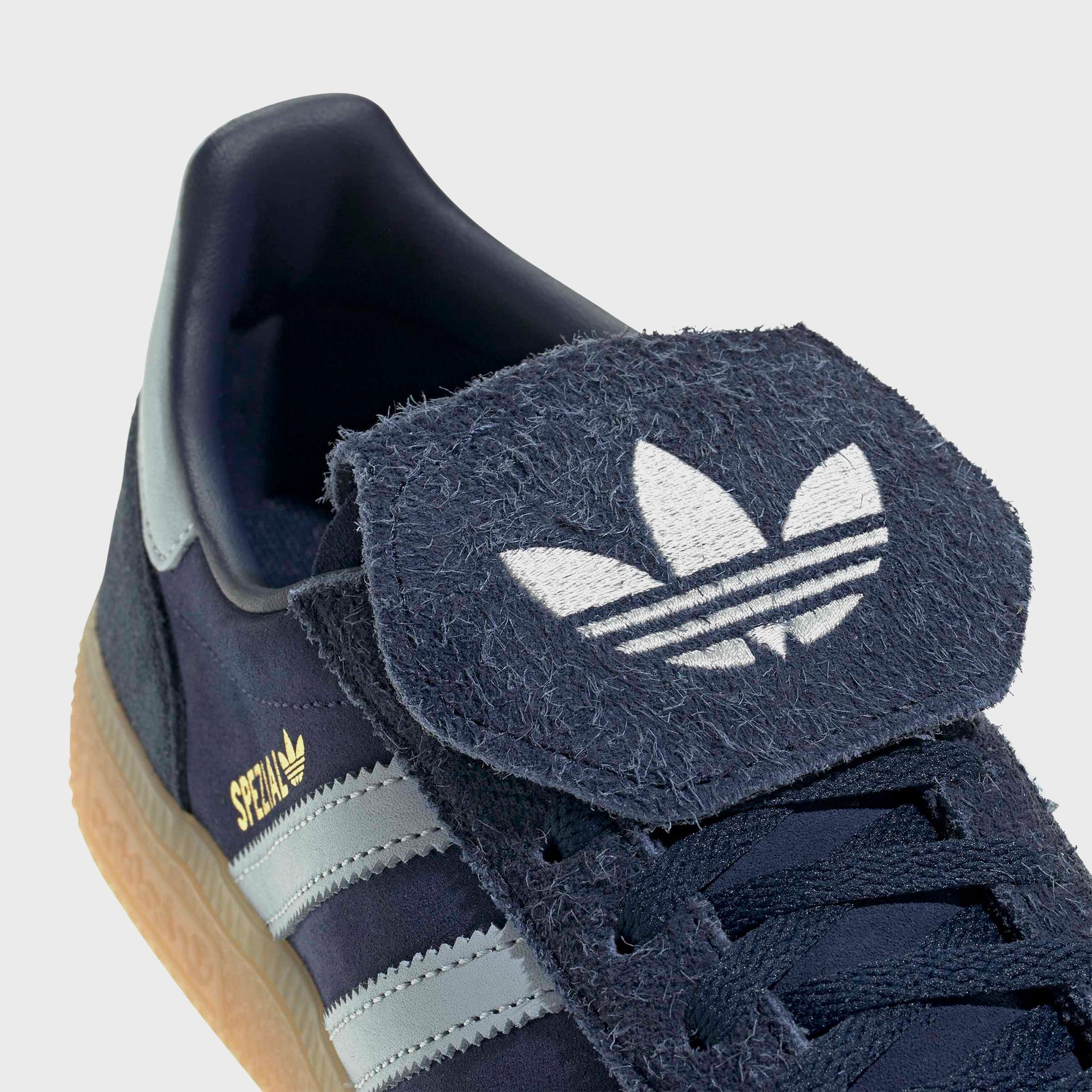 adidas WMNS Handball Spezial LT - Dark Blue / Crystal Sky / Off White