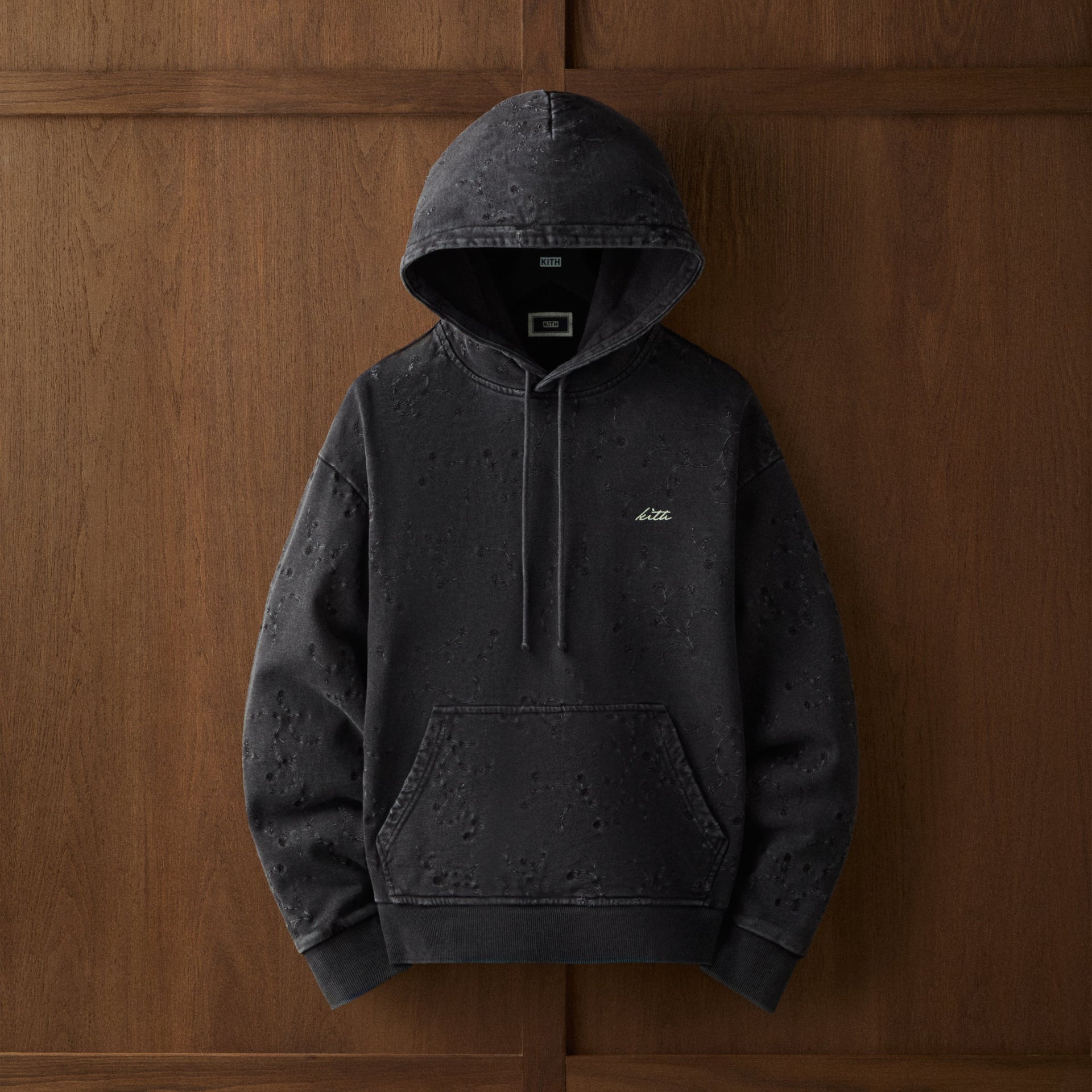 gid://shopify/MediaImage/46753815691540