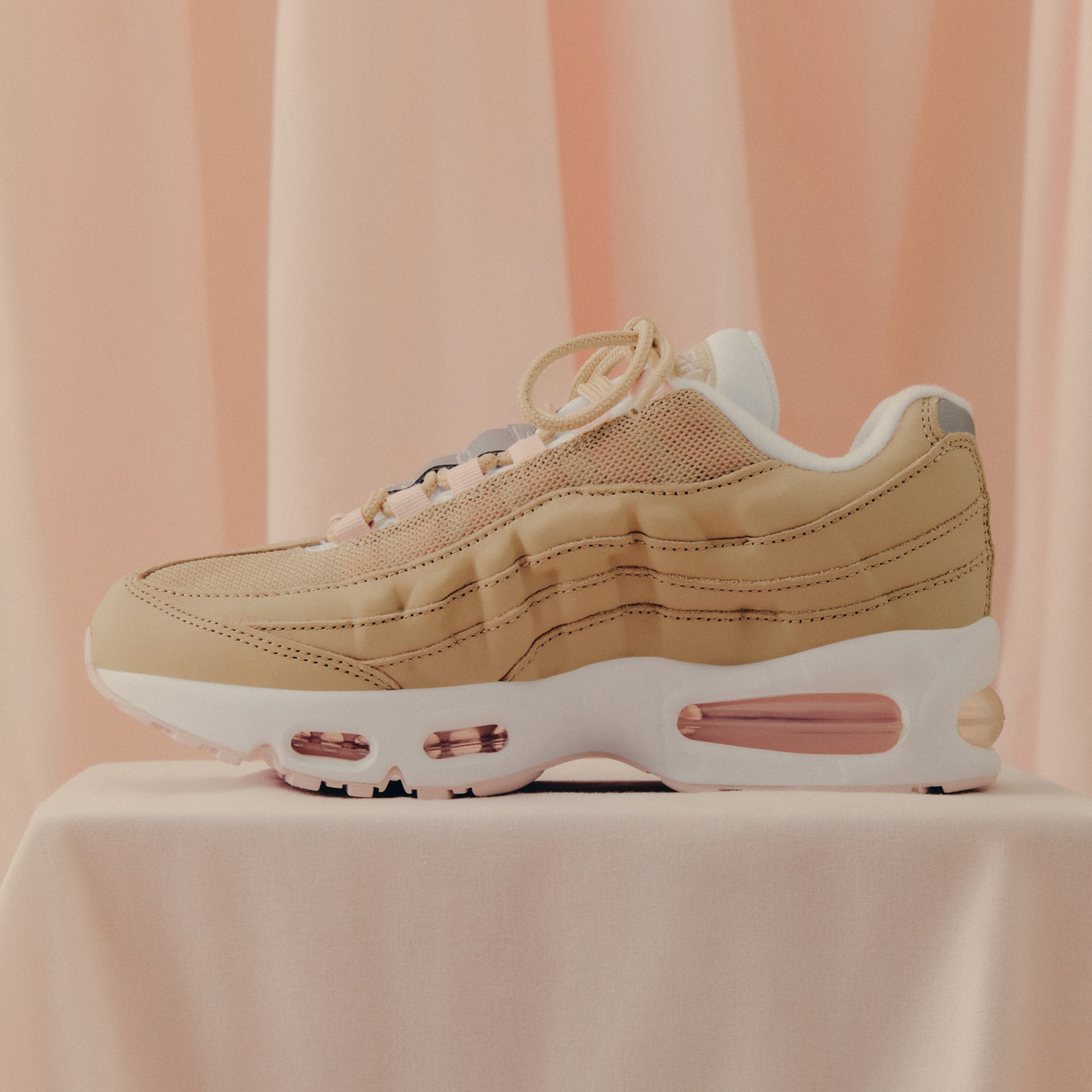 17-Featured | Kith Footwear