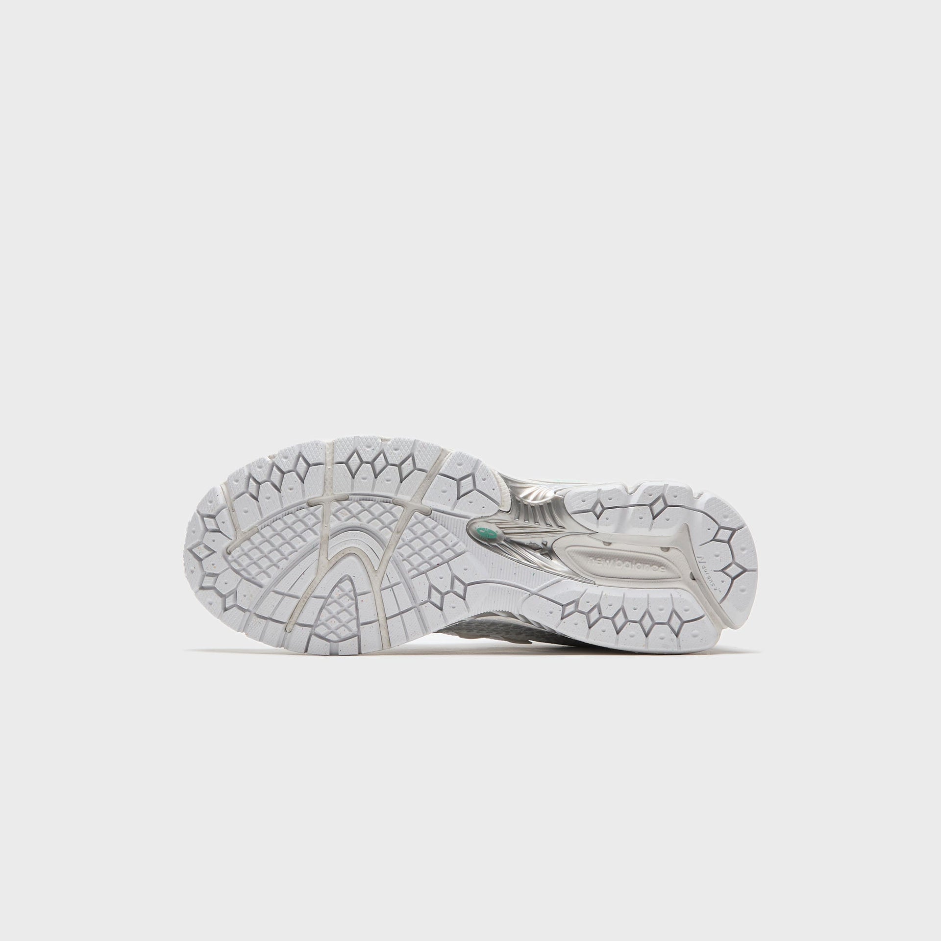 New Balance U1906F - White / Silver Metallic / Deep End