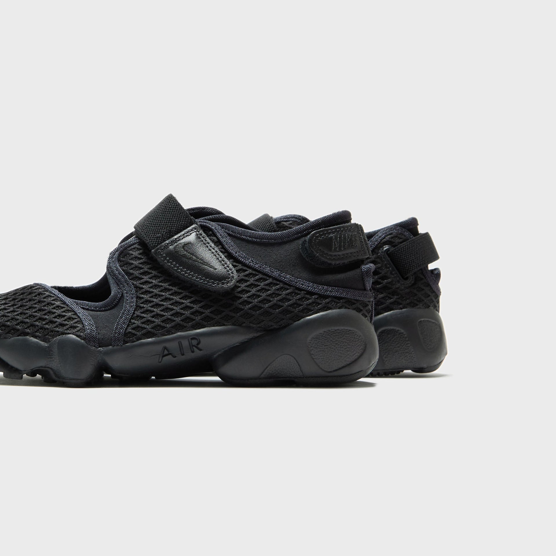 Nike WMNS Air Rift Lace - Off Noir