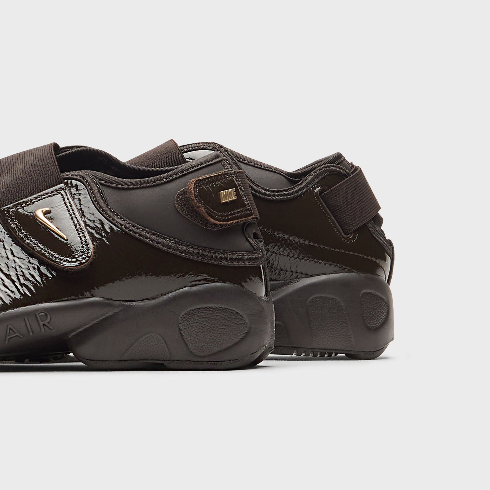 Nike WMNS Air Rift - Velvet Brown / Metallic Gold
