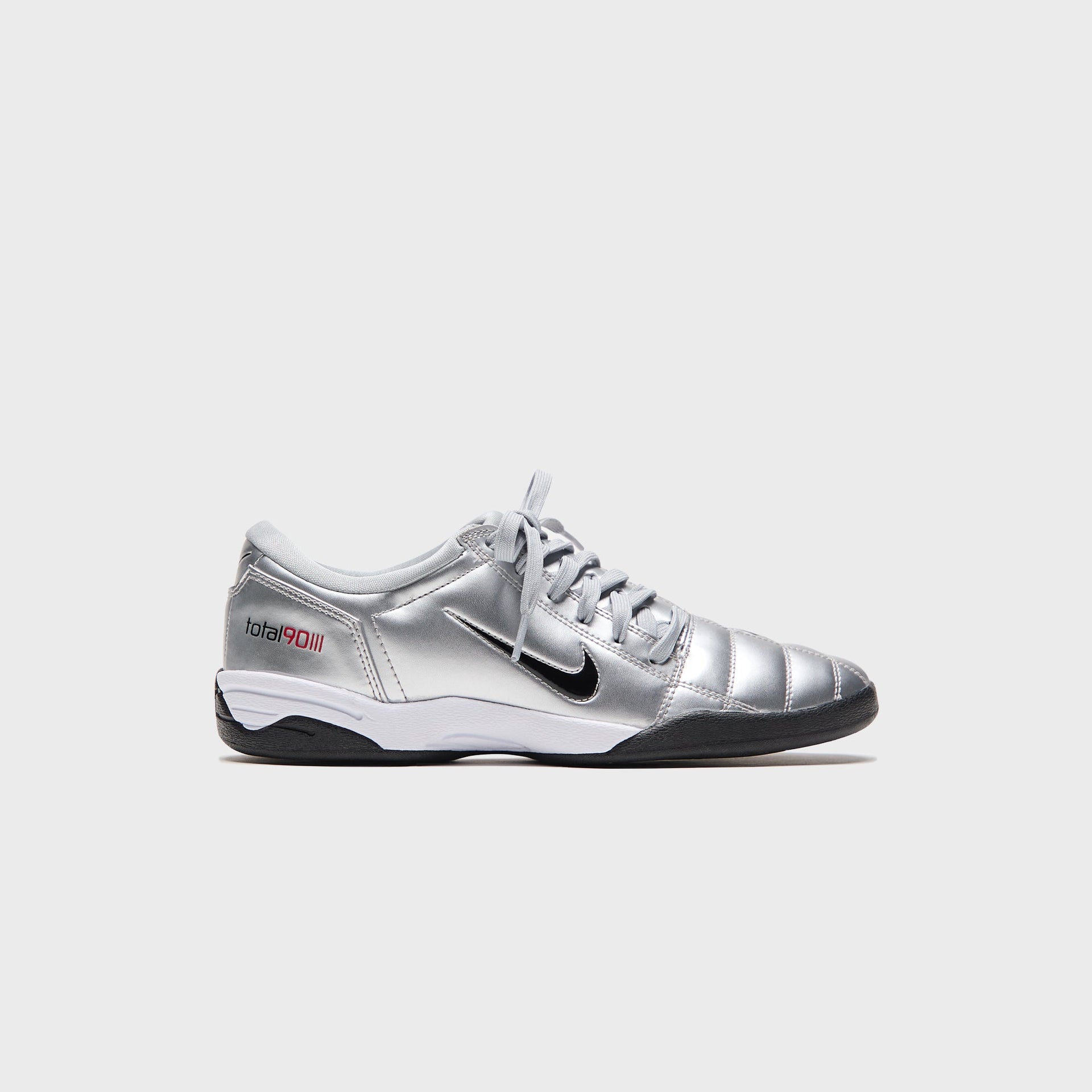 Nike WMNS T90 - Metallic Silver / Black / University Red / White