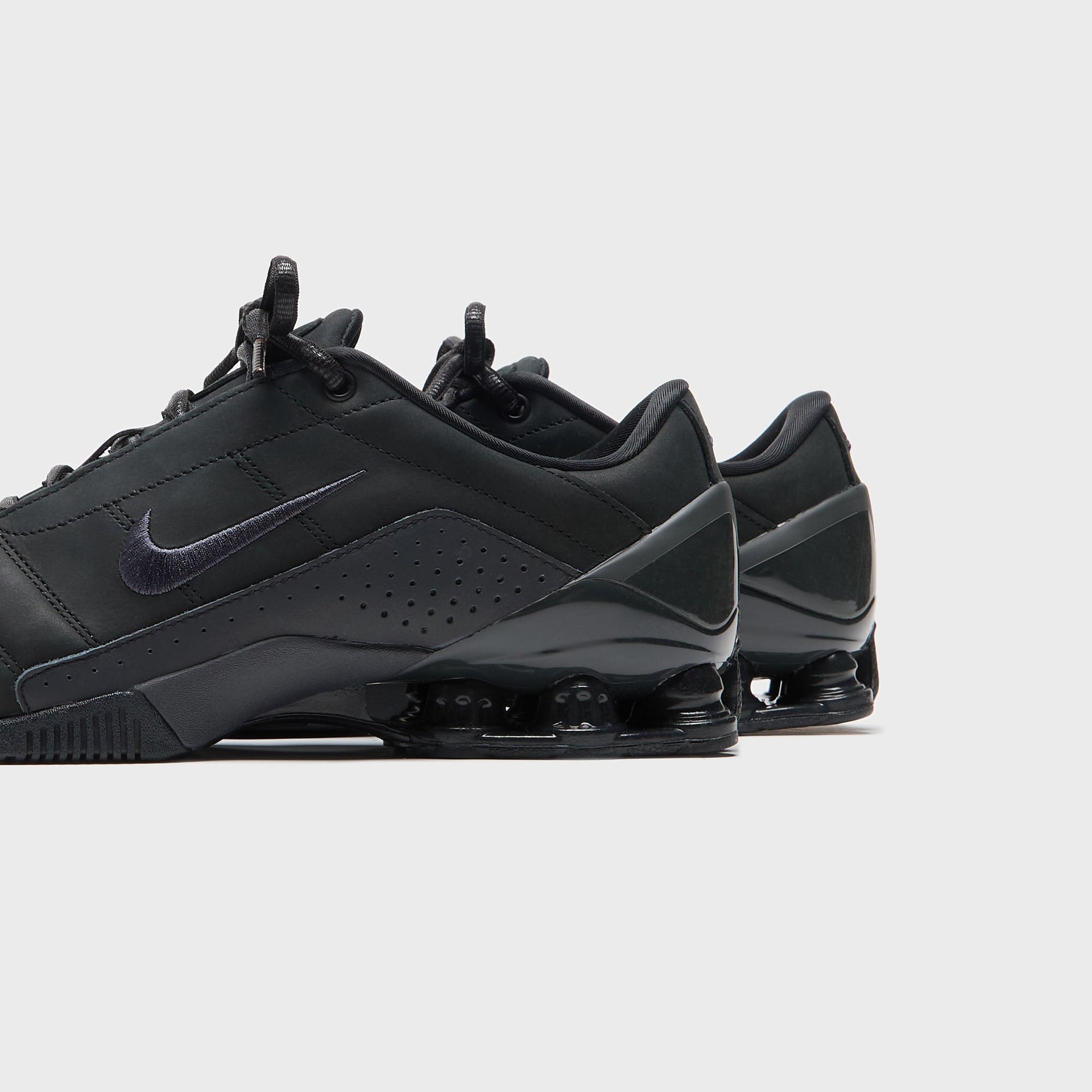 Nike WMNS Total 90 Shox Magia - Black / Anthracite / Off Noir / Metallic Silver
