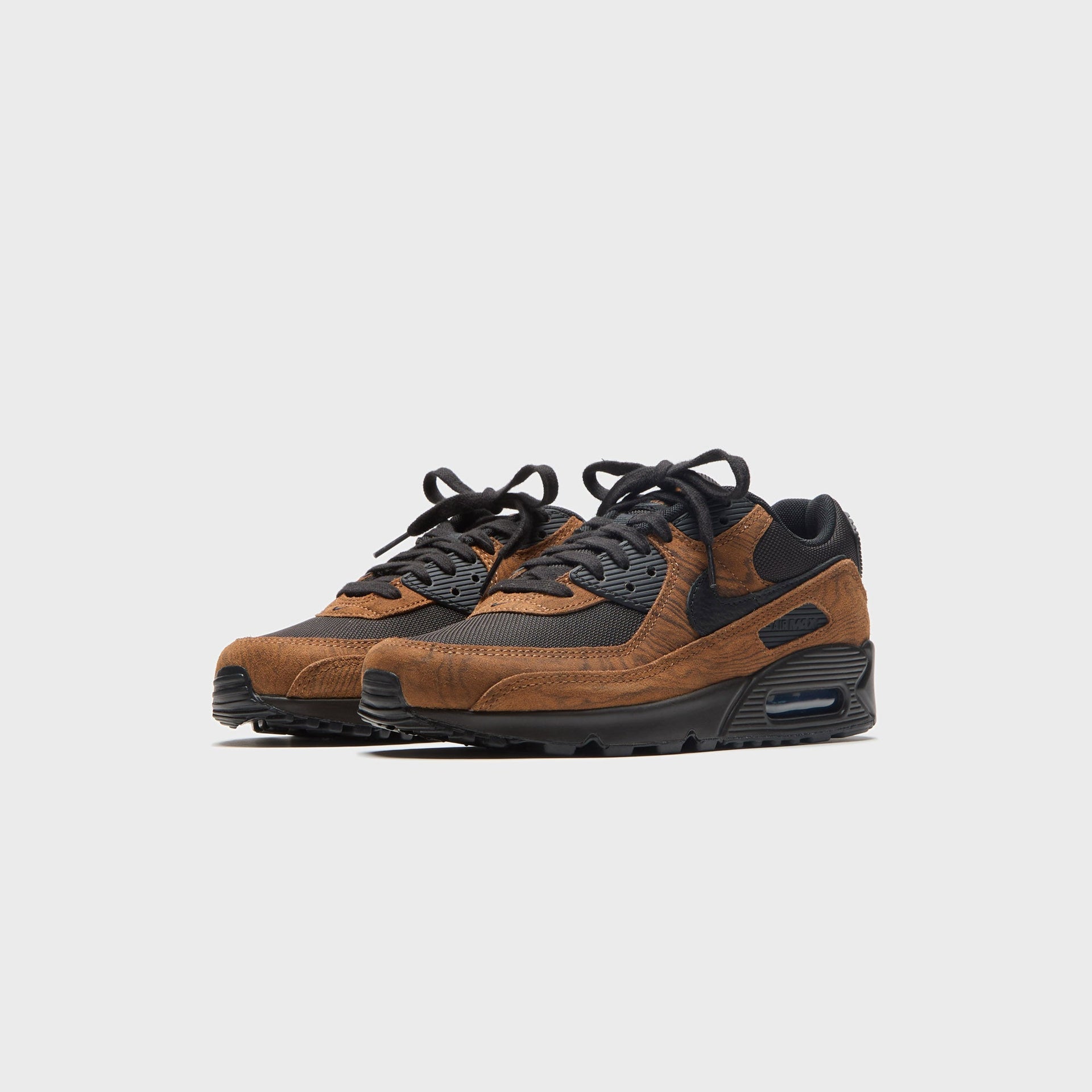 Nike Air Max 90 Premium - Light British Tan / Black / Velvet Brown