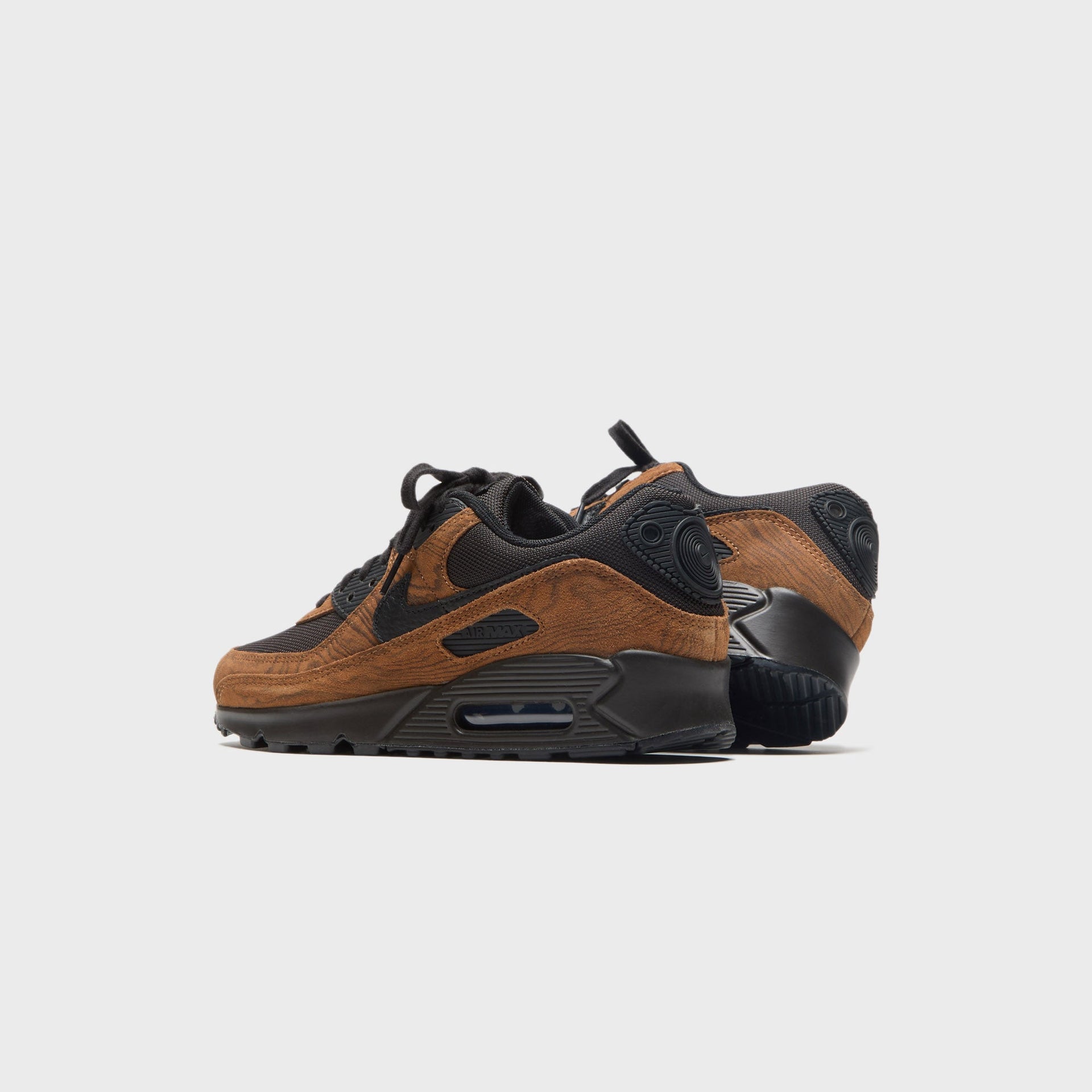 Nike Air Max 90 Premium - Light British Tan / Black / Velvet Brown