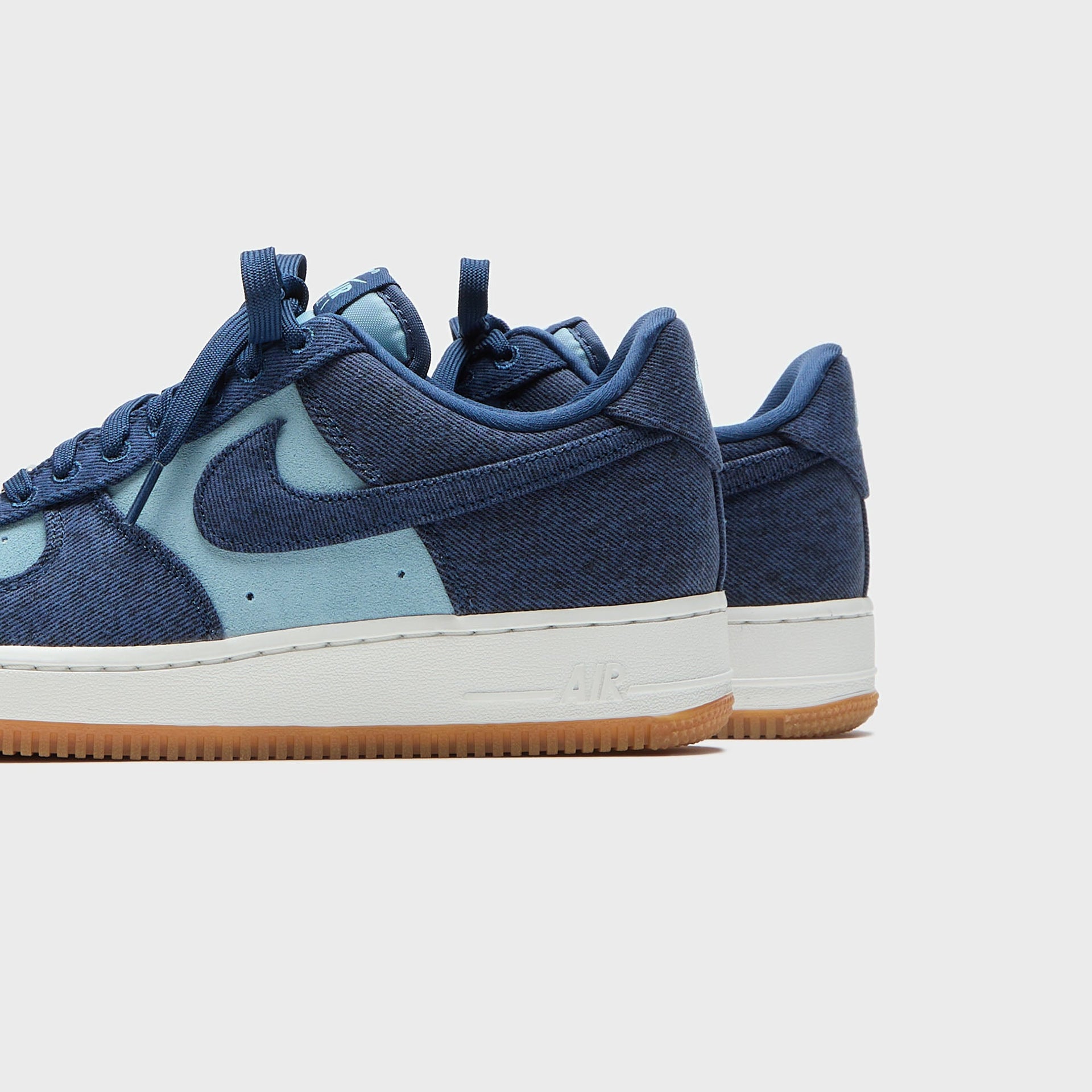 Nike Air Force 1 '07 LV8 - Navy / Worn Blue / Summit White