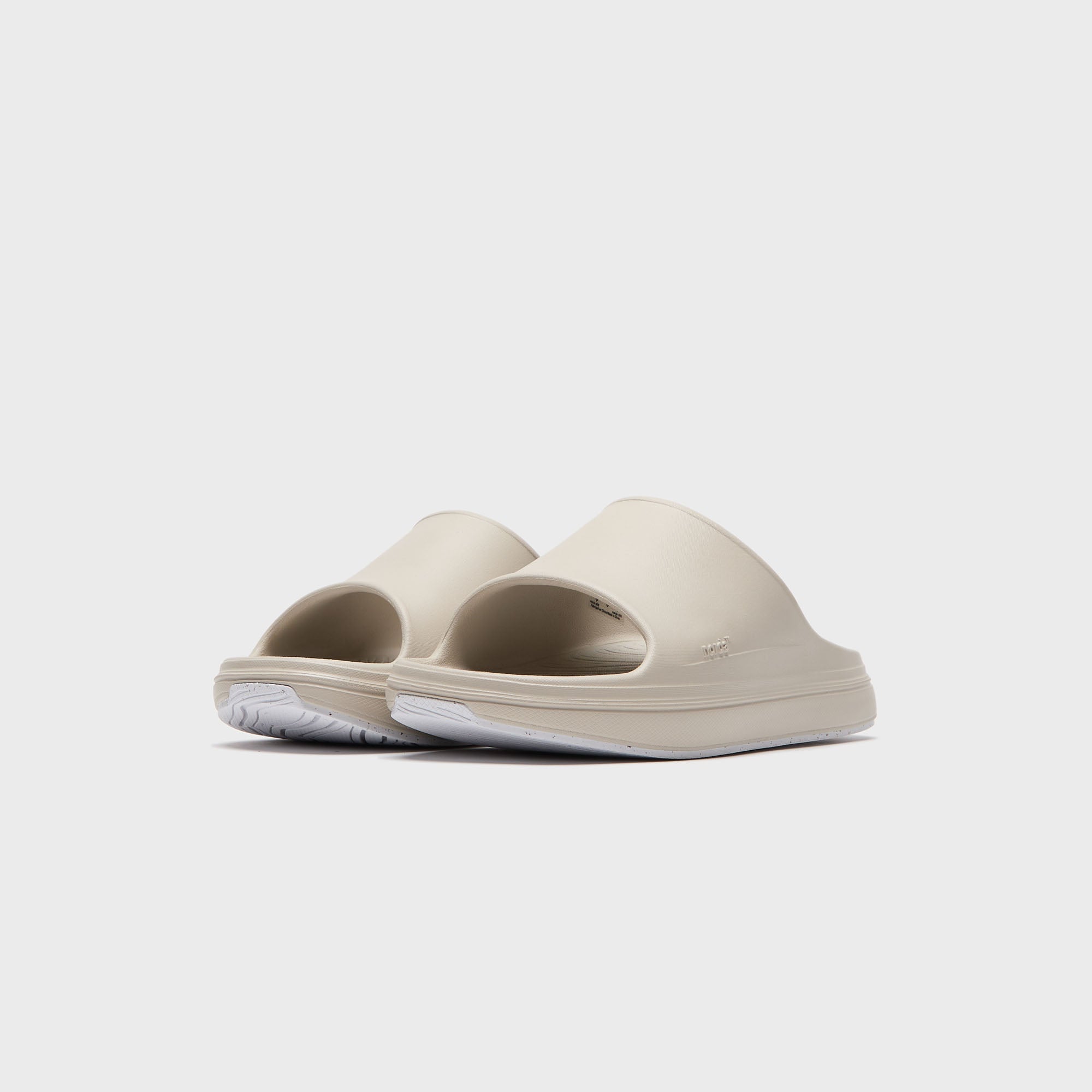 Mens Footwear - Slides | Kith – Kith UK