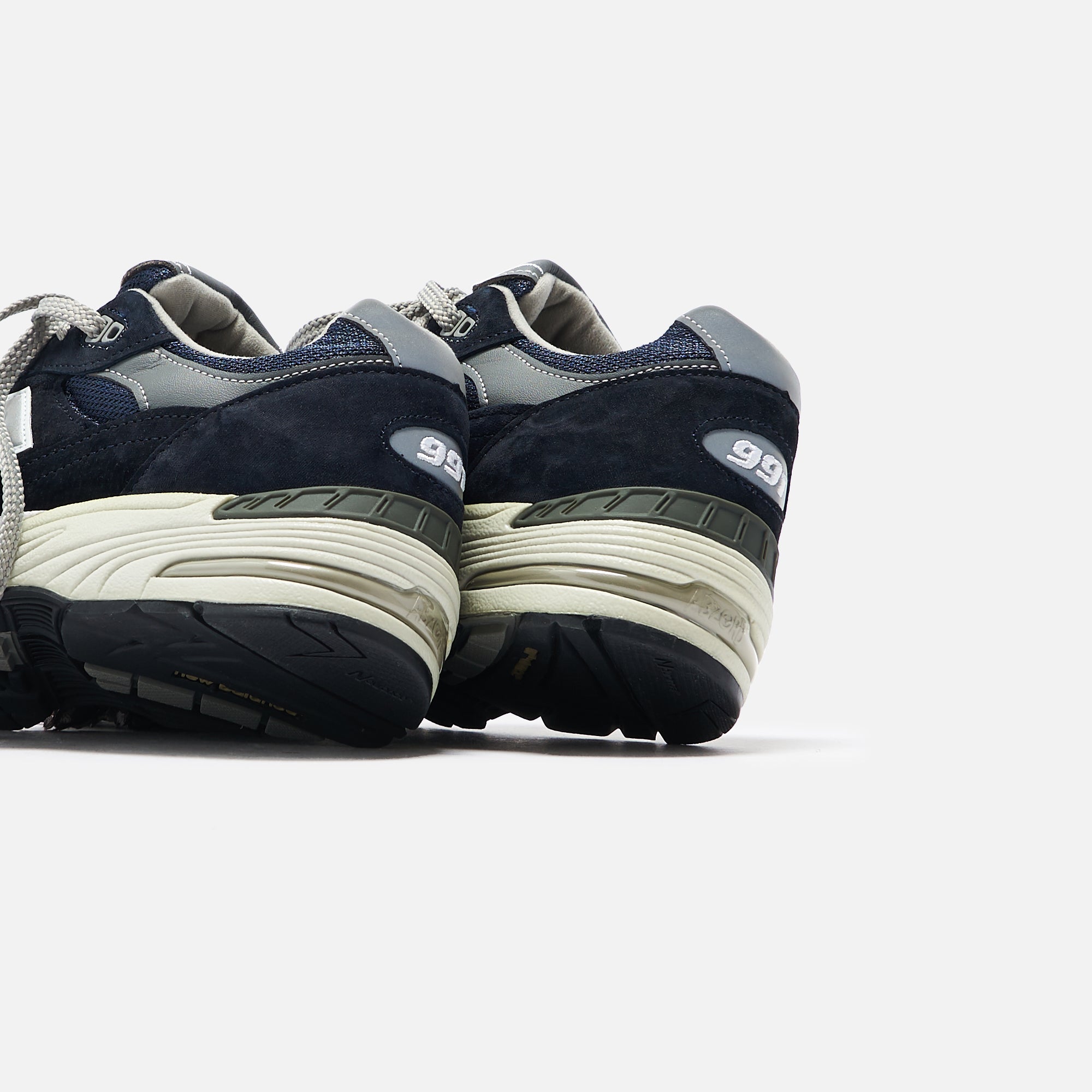New Balance Made in UK 991 - Navy / White – Kith UK