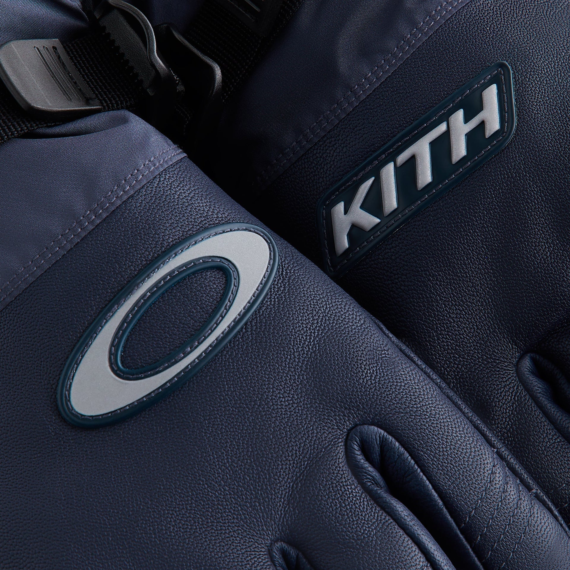 Kith for Oakley Gauntlet Gloves - Nocturnal - PH