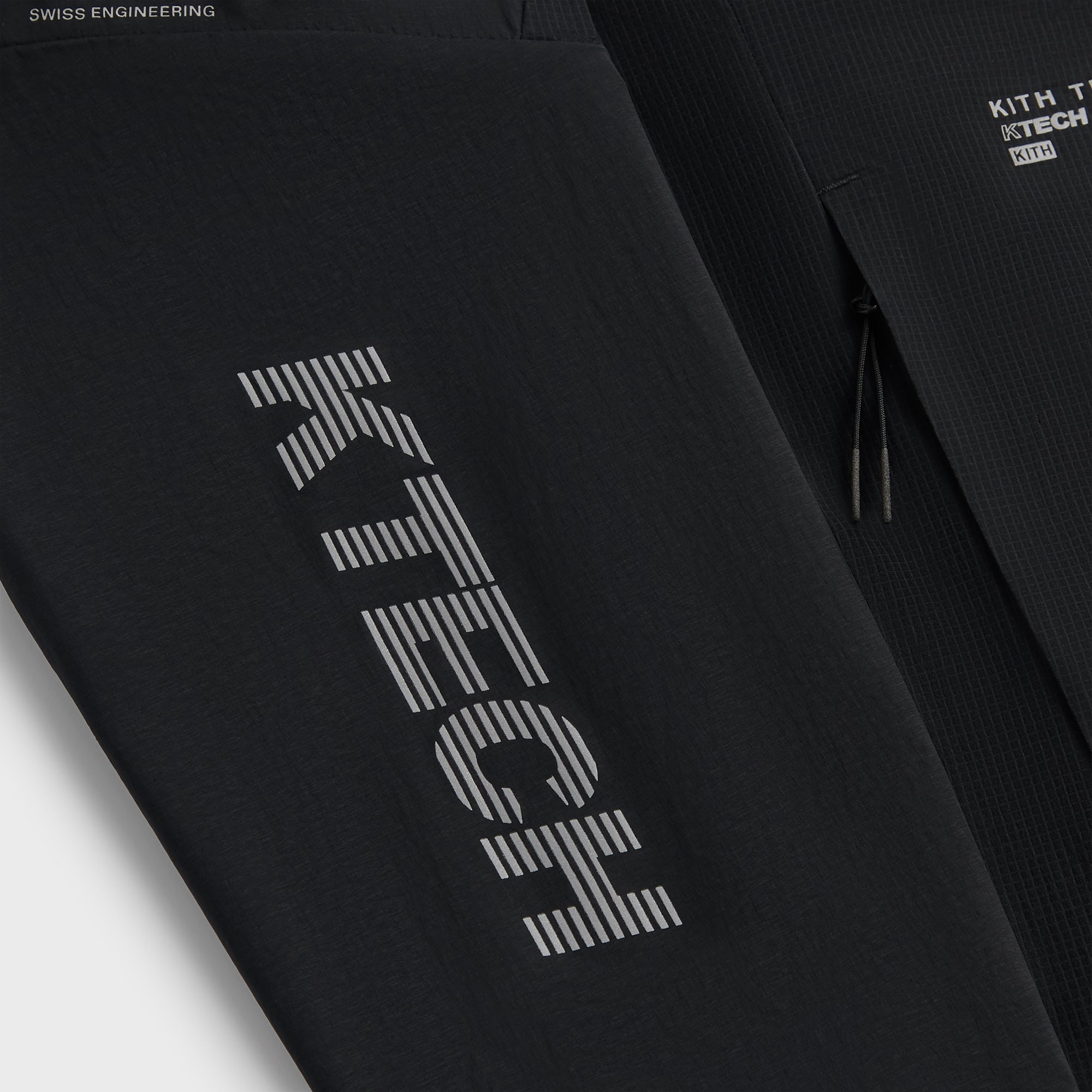 Kith for On Core Jacket - Black – Kith UK