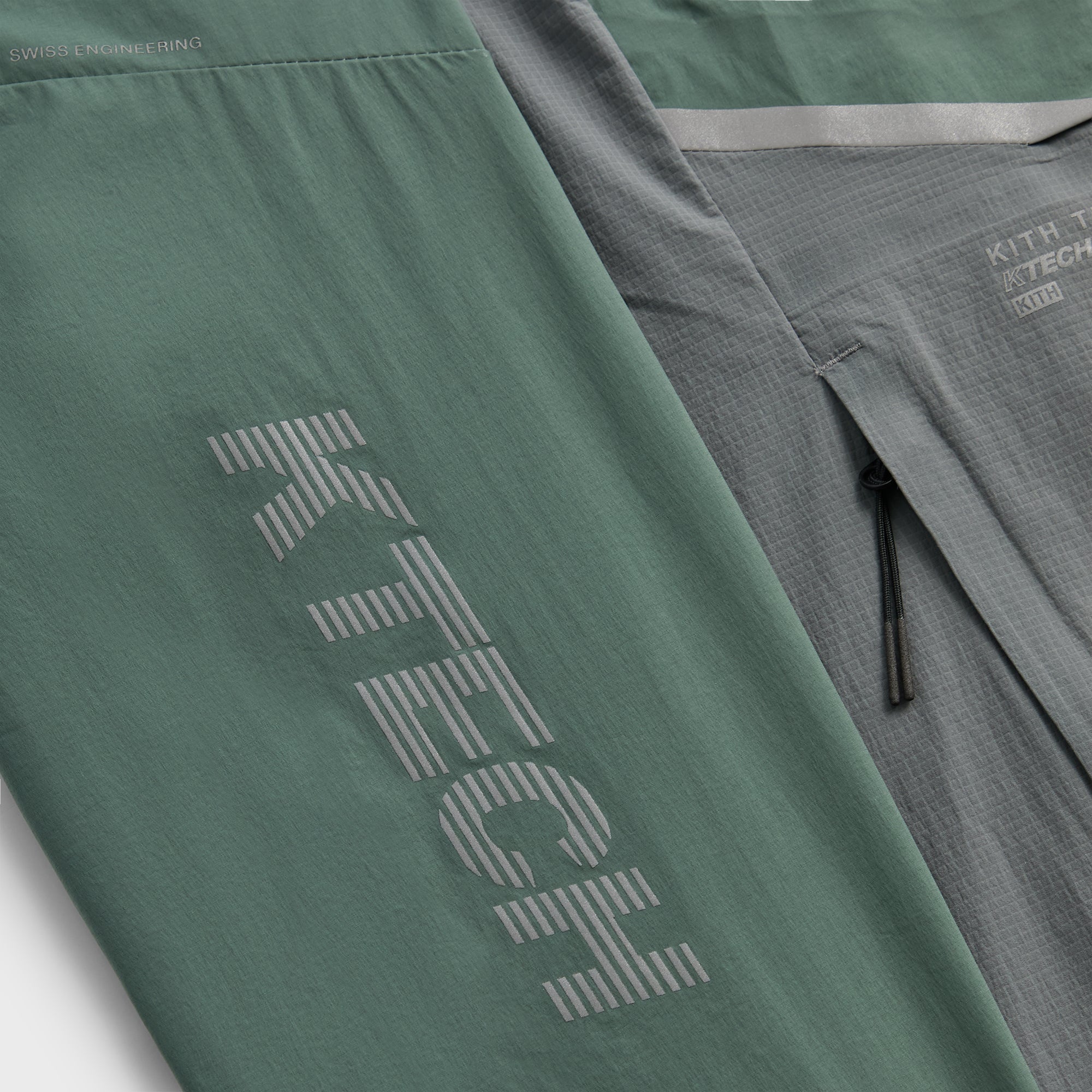 kith セットアップ　グリーン　Mサイズ Kith for On Core Jacket - Olive – Kith UK
