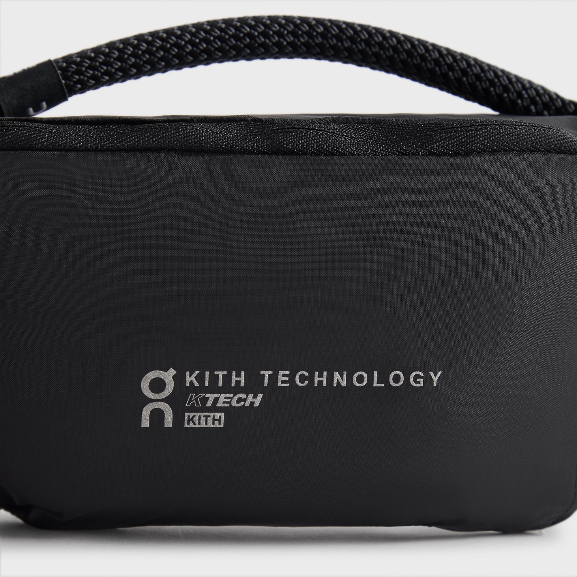 KITH ボディバッグ　ショルダーバッグ Kith for On Waist Pack Lite 2L - Black – Kith UK