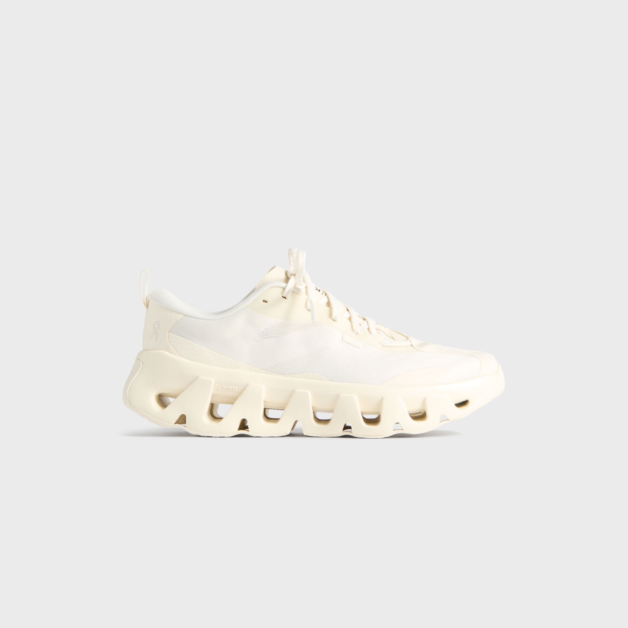 kith メッシュ ホワイト Kith for On K-Tech 1 - Tofu / Tofu – Kith UK