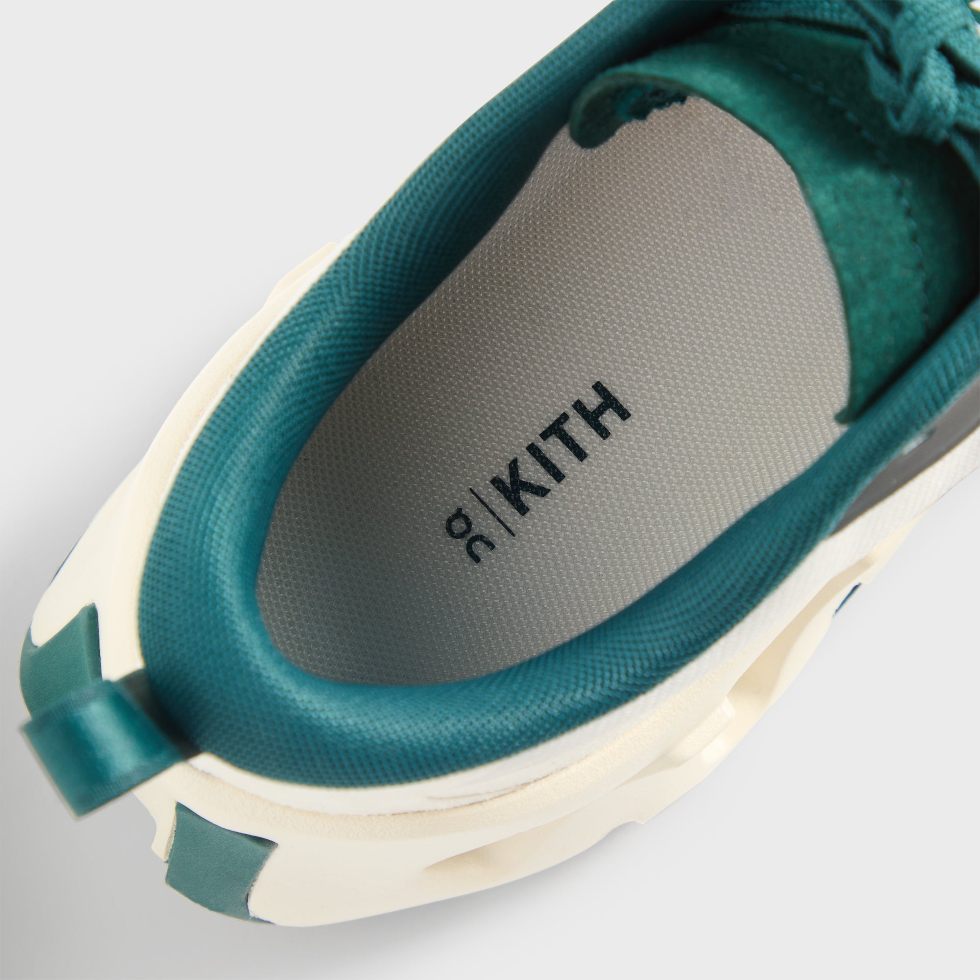 靴 Kith for On K-Tech 1 TOFU Kith for On K-Tech 1 - Tofu / Tofu – Kith Europe