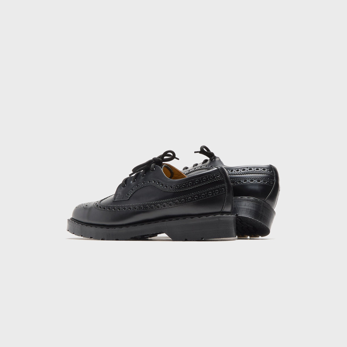 Solovair Hi-Shine American Brogue Shoe - Black