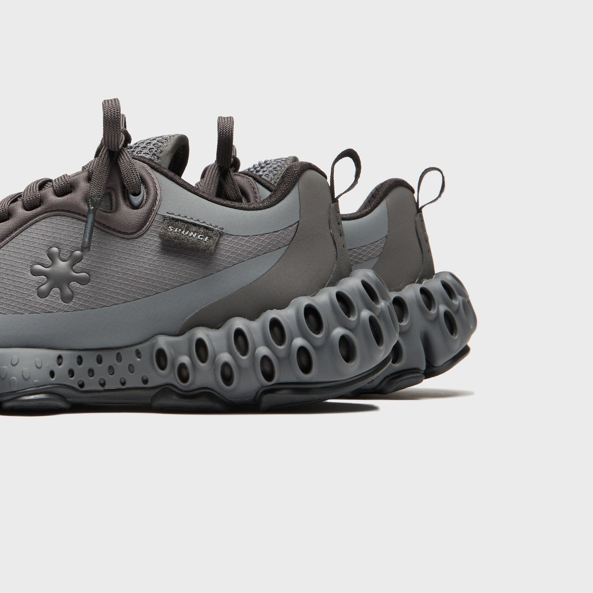 SPUNGE Osmosis - Black / Grey