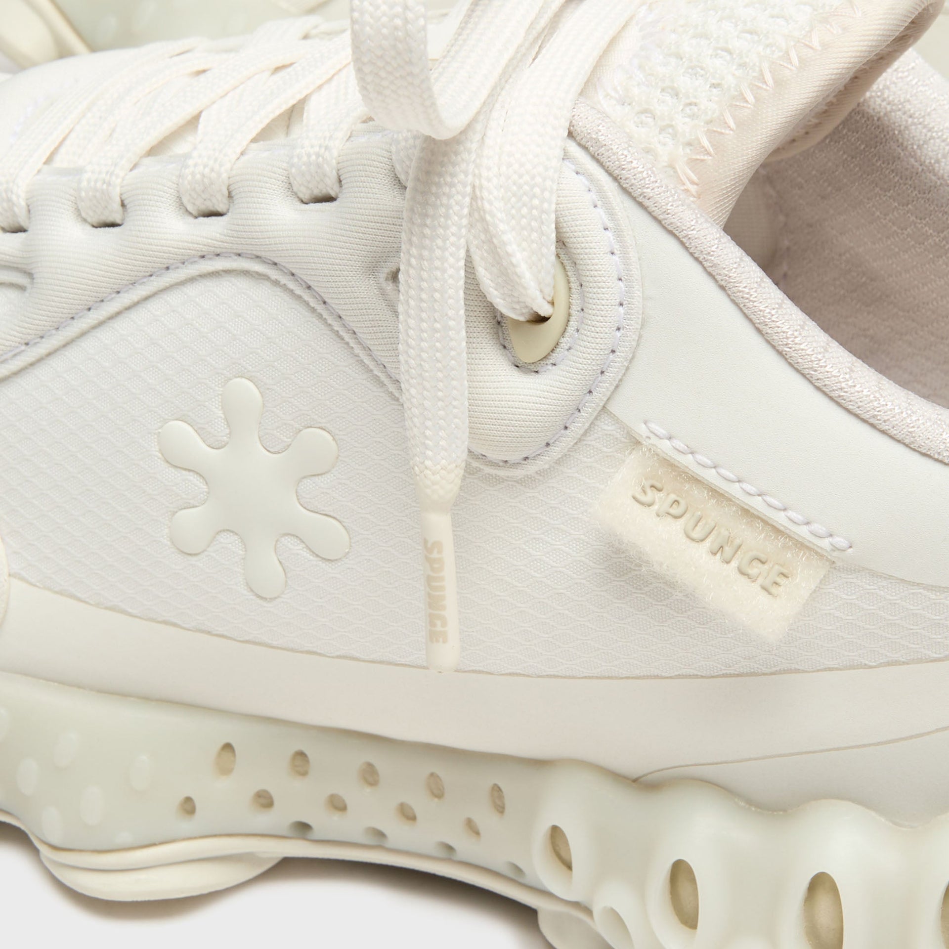 SPUNGE Osmosis - White