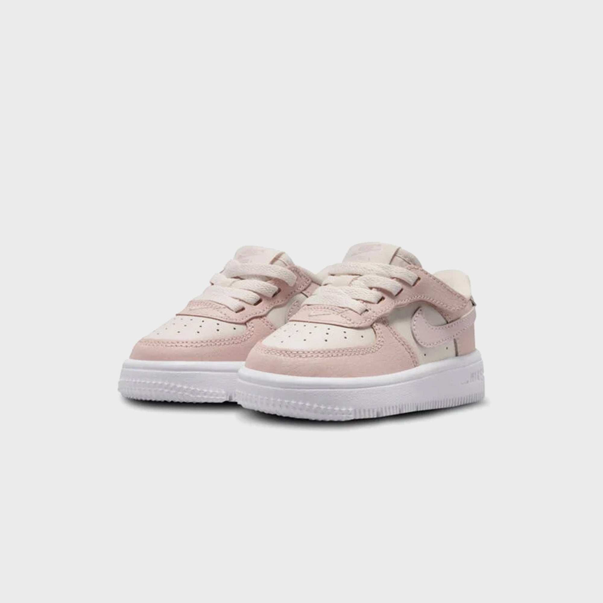 Nike TD Force 1 Low Essential+ Easyon - Phantom / Platinum Violet