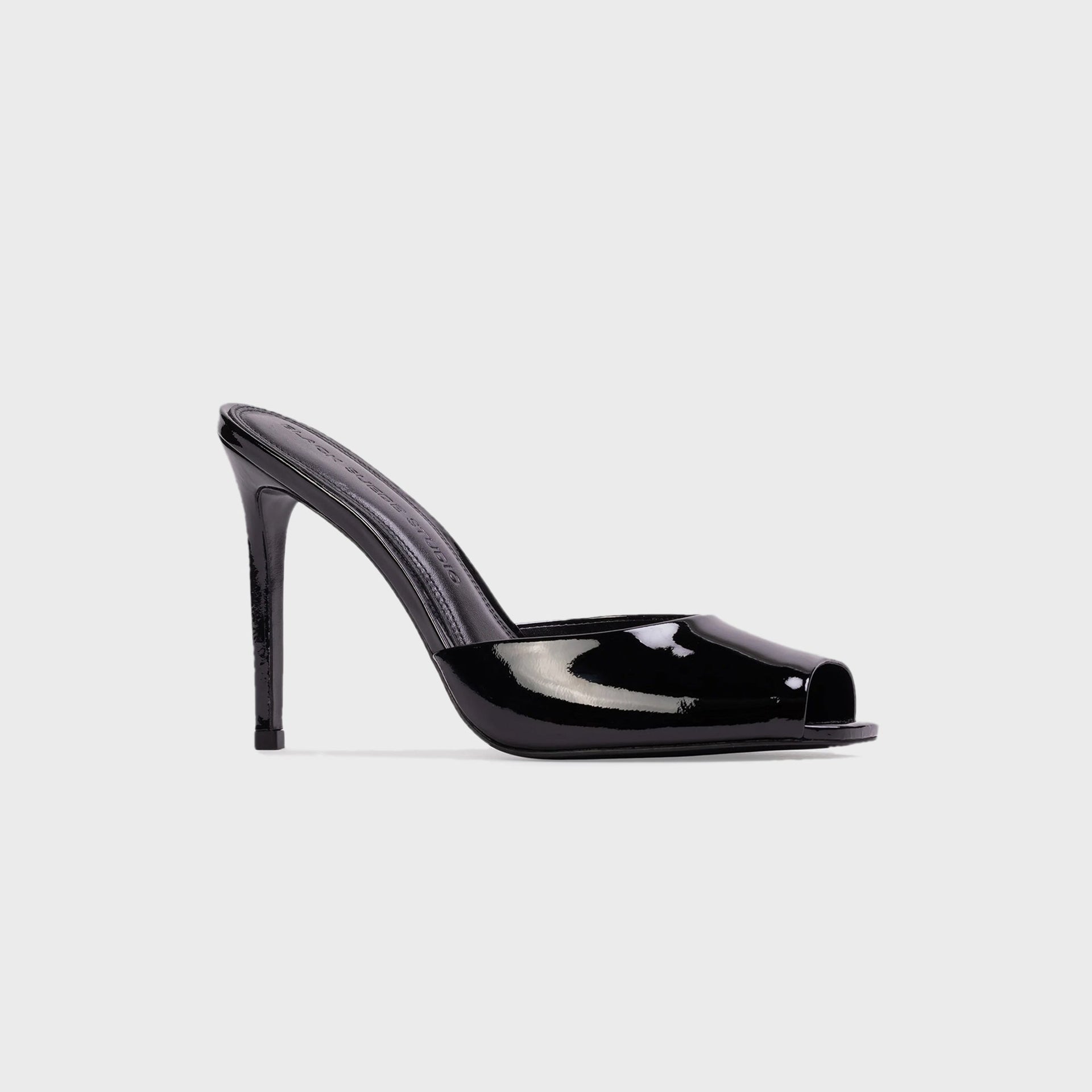 Black Suede Studio Uma 100 Mule - Black Patent Leather